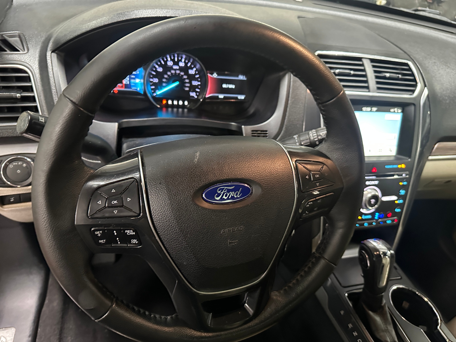 Thumbnail: 2018 Ford Explorer - 4