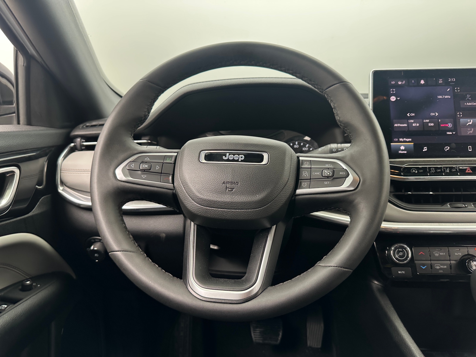 Thumbnail: 2023 Jeep Compass - 4