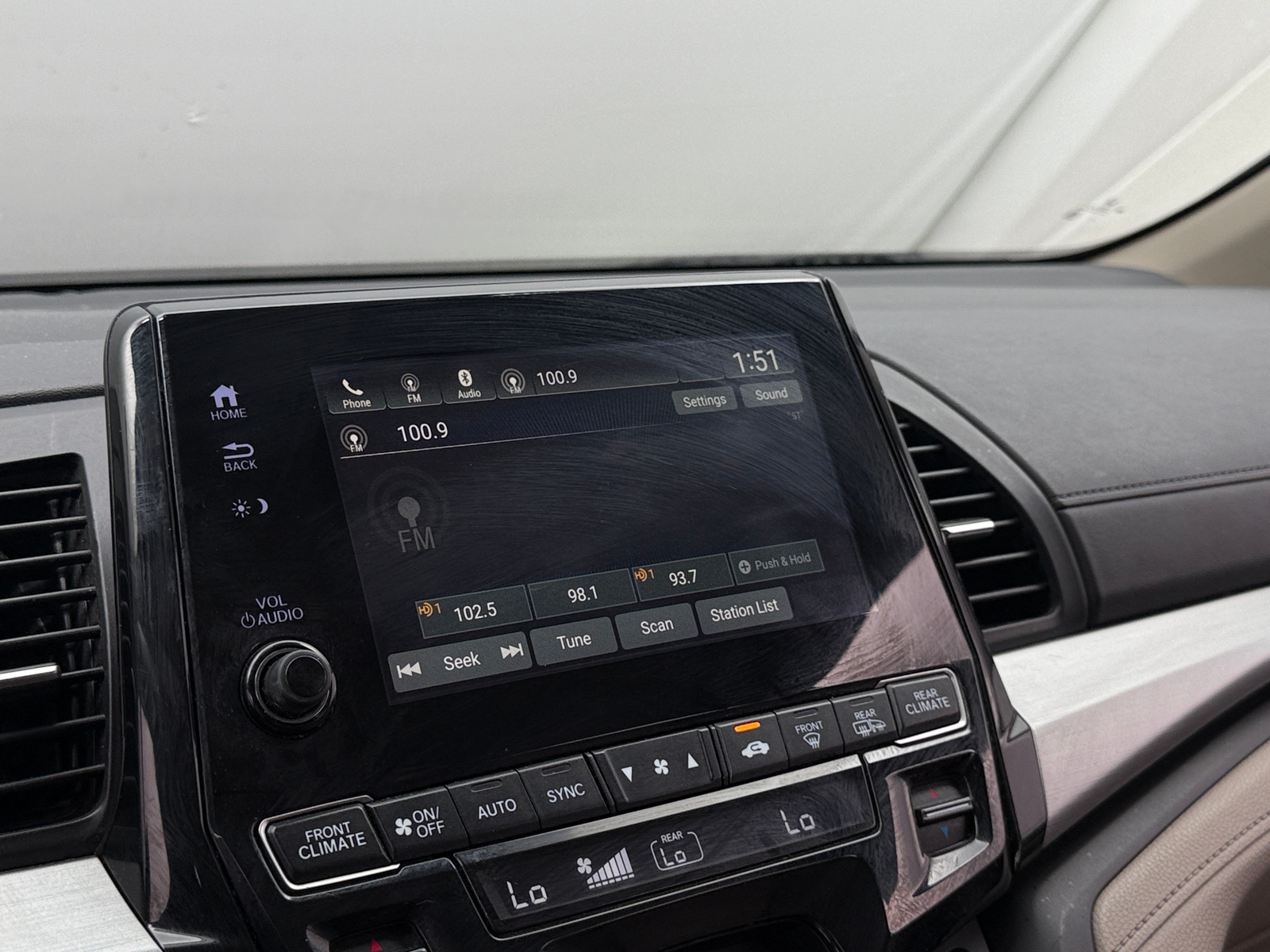 Thumbnail: 2018 Honda Odyssey - 4