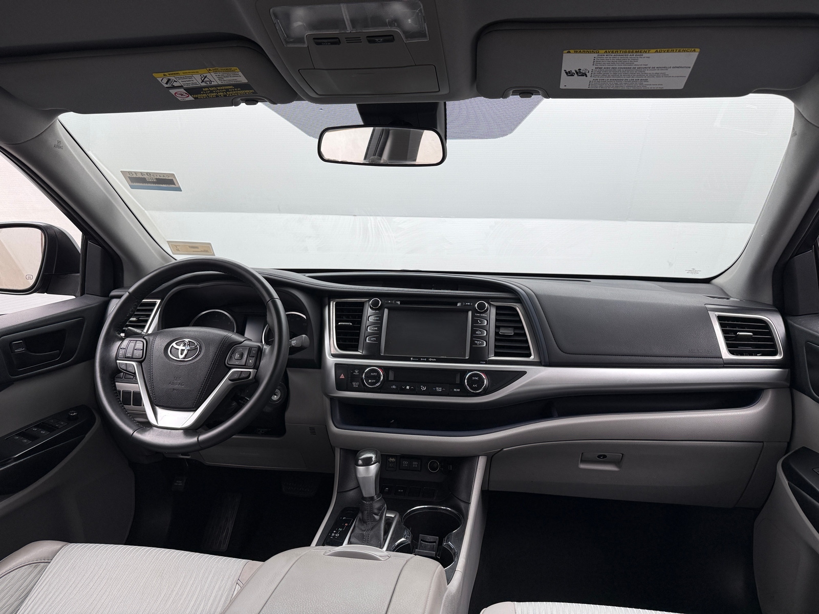 Thumbnail: 2017 Toyota Highlander - 3