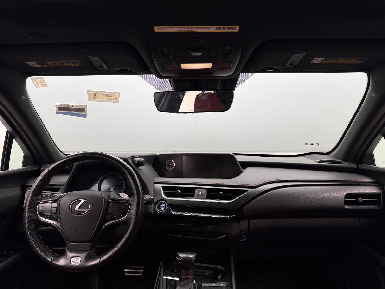 Thumbnail: 2019 Lexus UX - 3