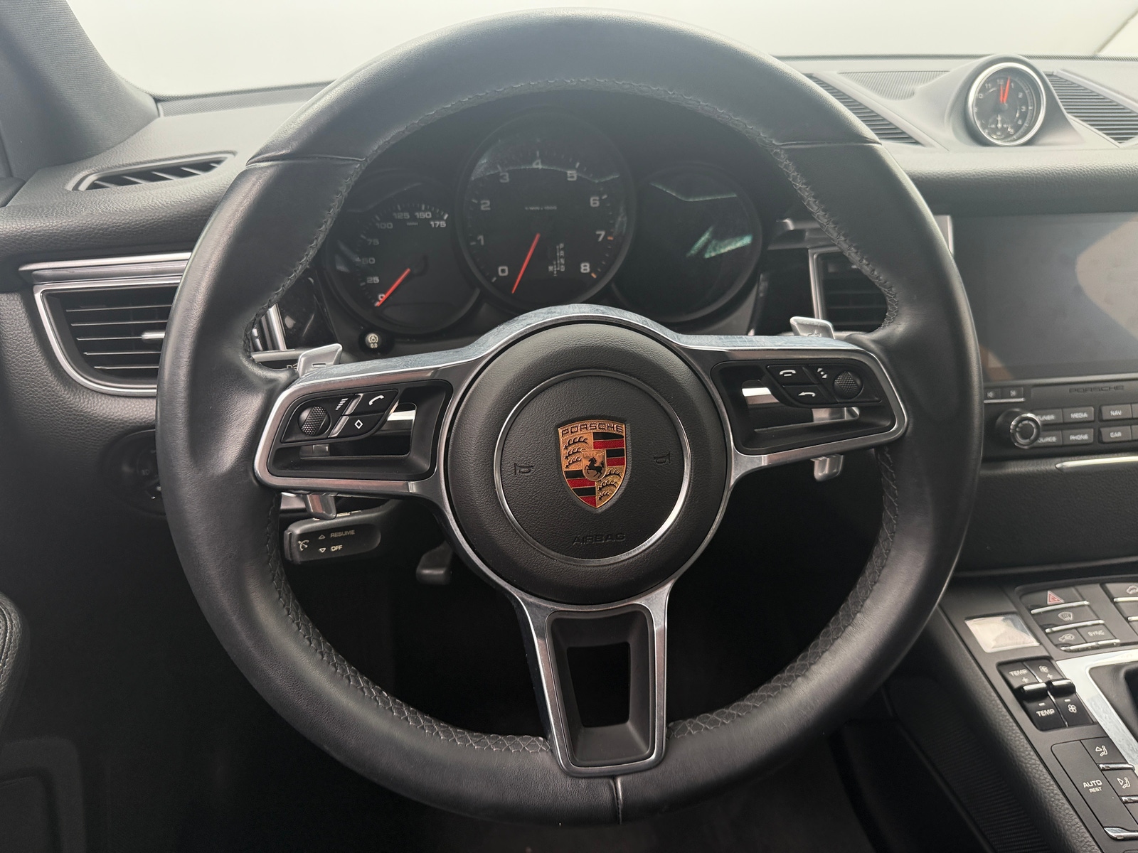 Thumbnail: 2018 Porsche Macan - 5