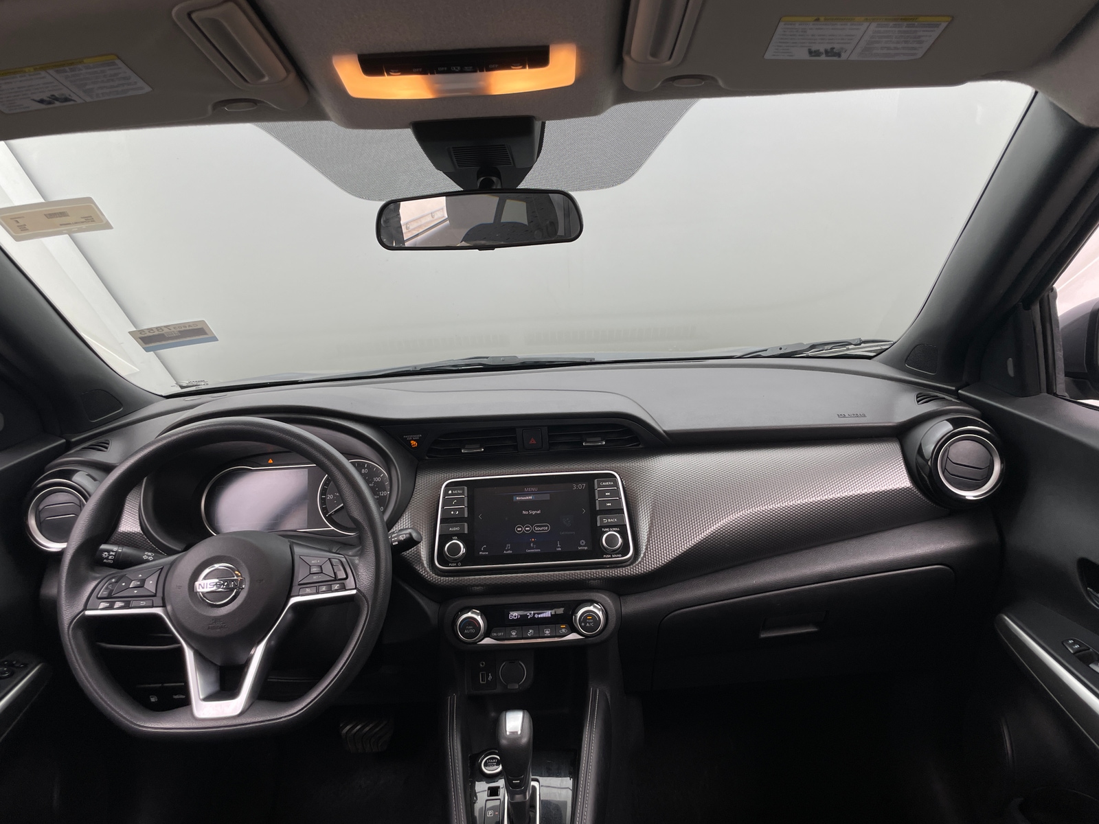 Thumbnail: 2020 Nissan Kicks - 3