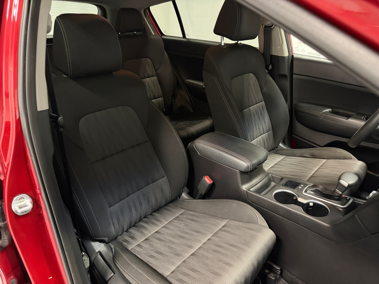 Thumbnail: 2020 Kia Sportage - 2