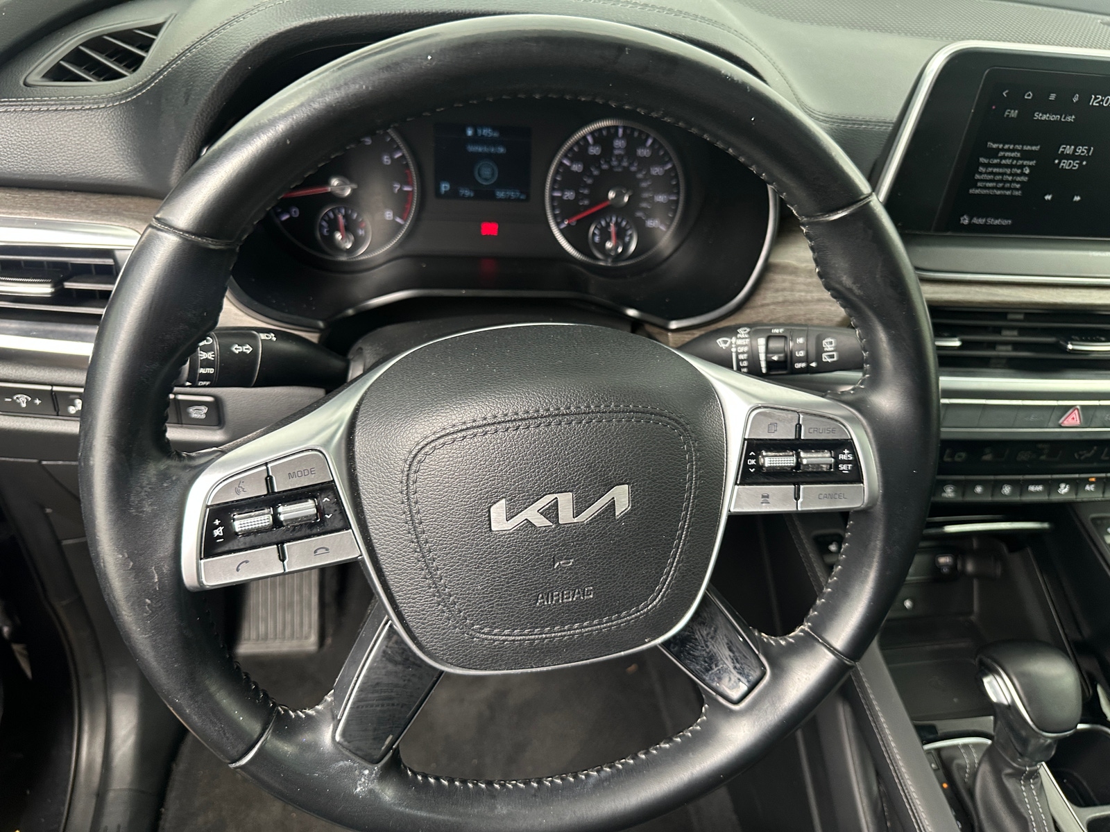 Thumbnail: 2022 Kia Telluride - 4