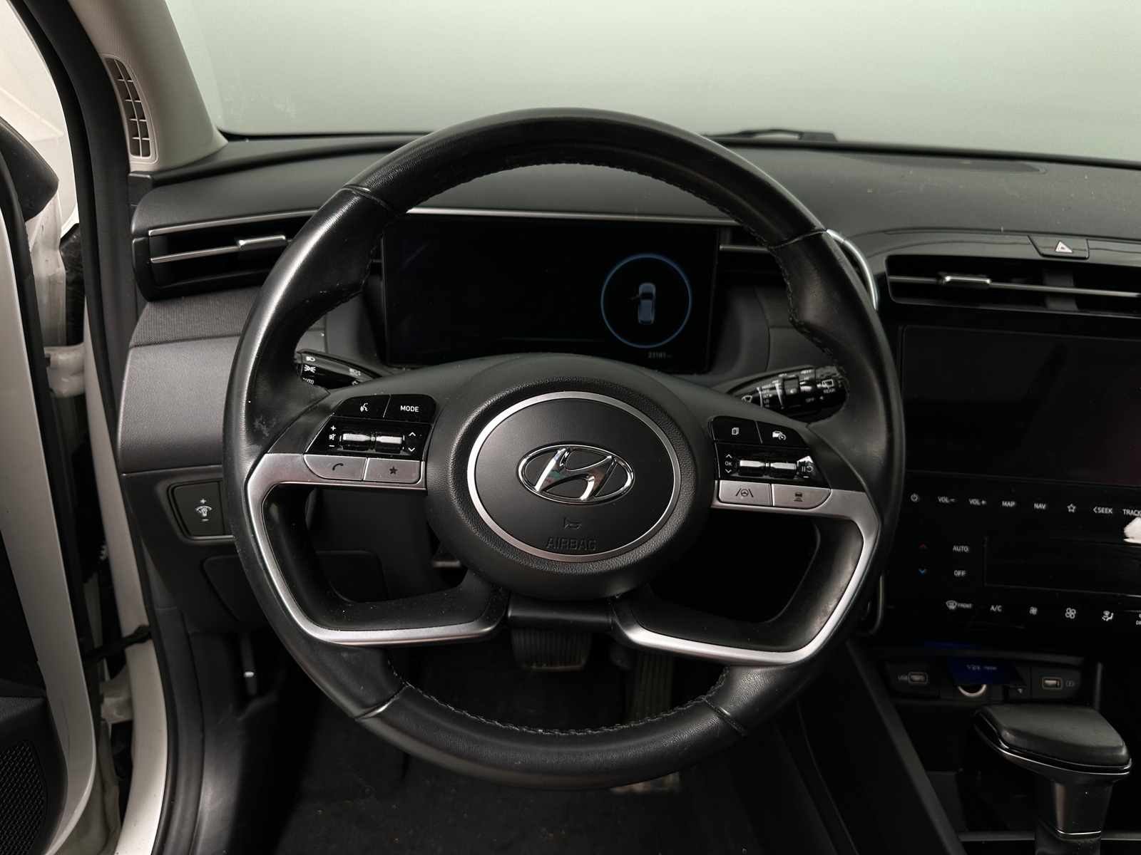 Thumbnail: 2024 Hyundai Tucson - 4