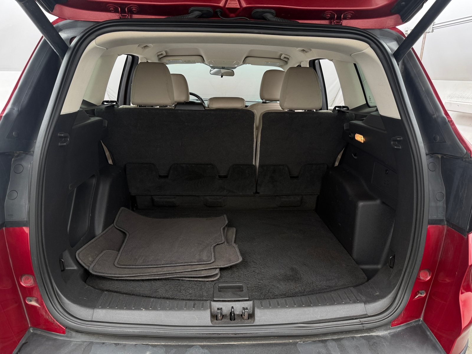 Thumbnail: 2019 Ford Escape - 6