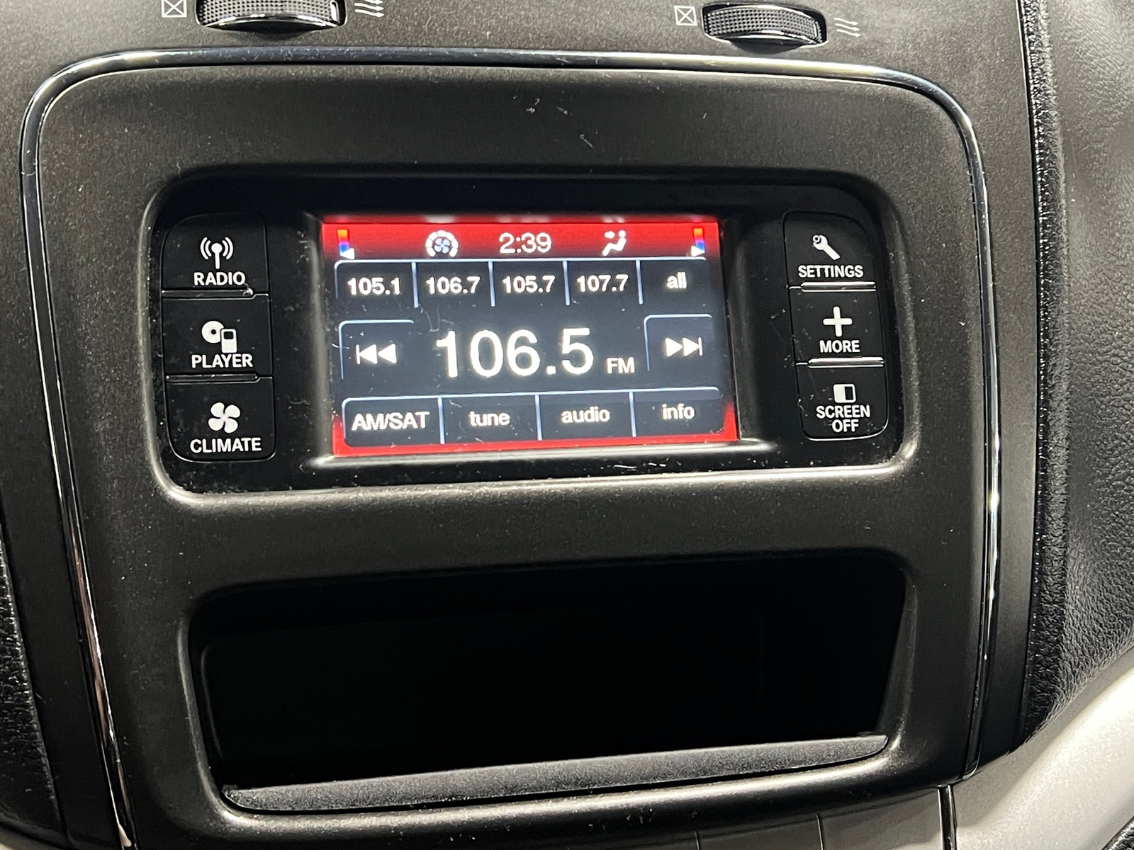 Thumbnail: 2017 Dodge Journey - 4