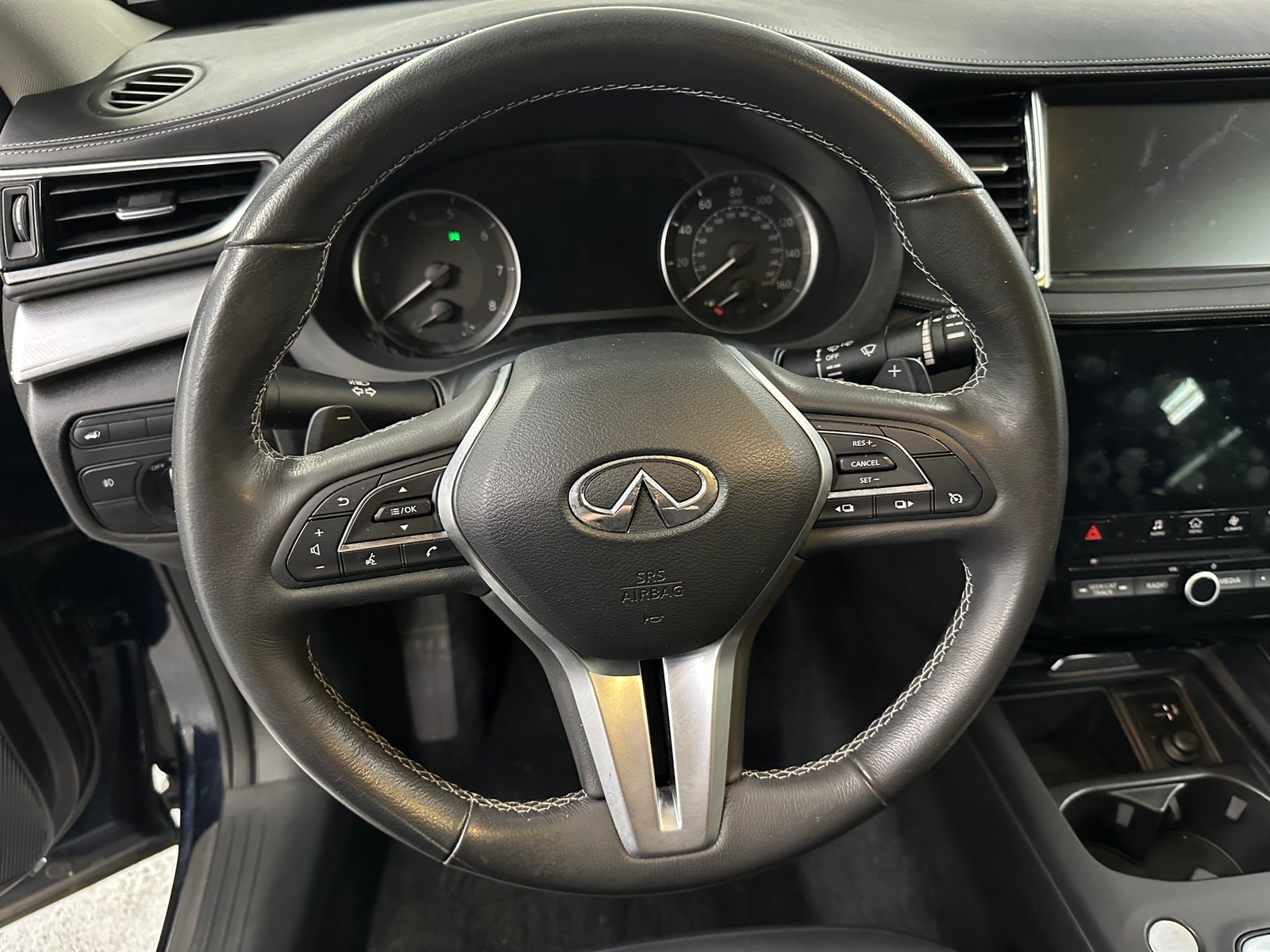 Thumbnail: 2019 INFINITI QX50 - 4