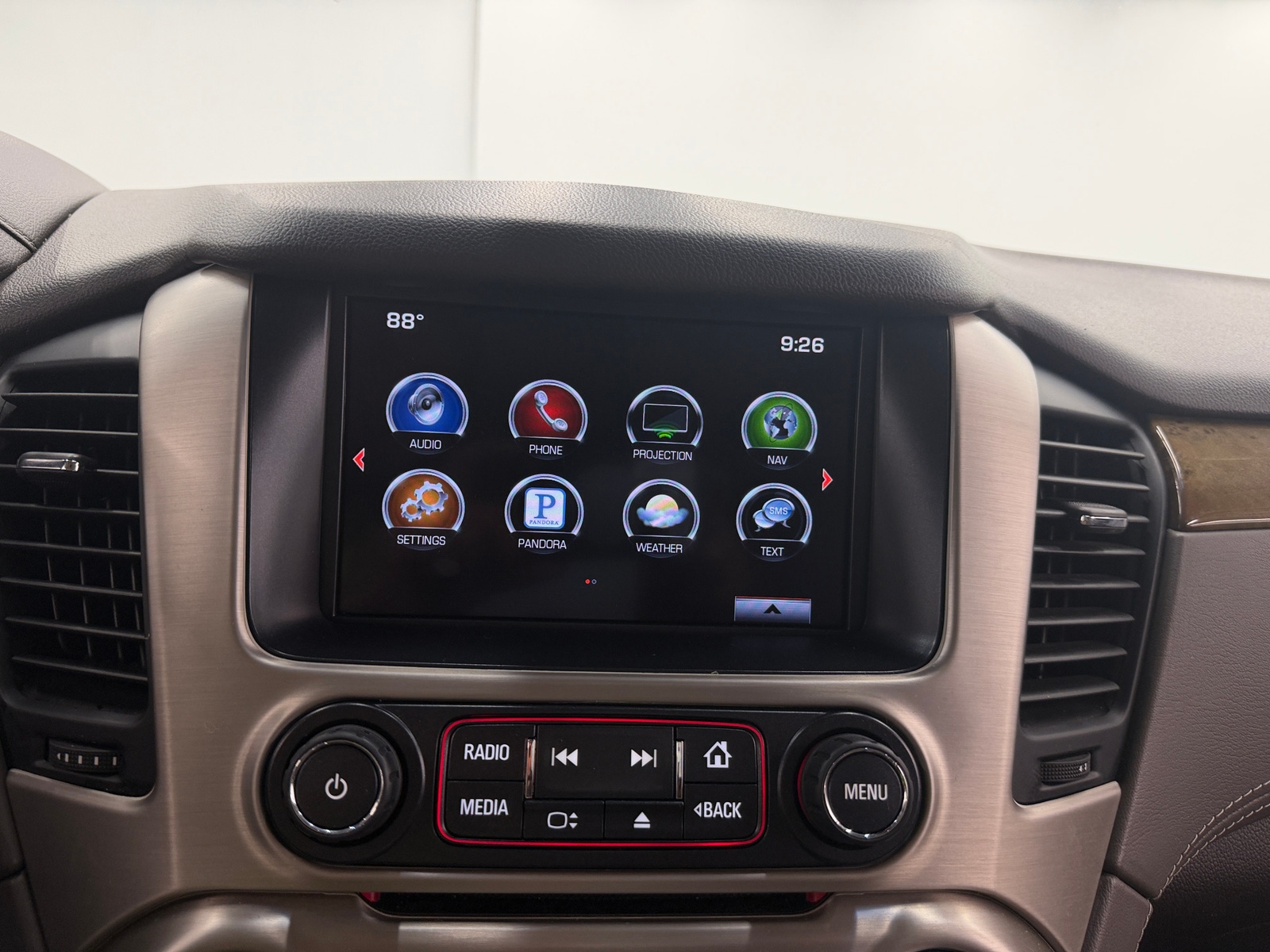 Thumbnail: 2016 GMC Yukon - 3