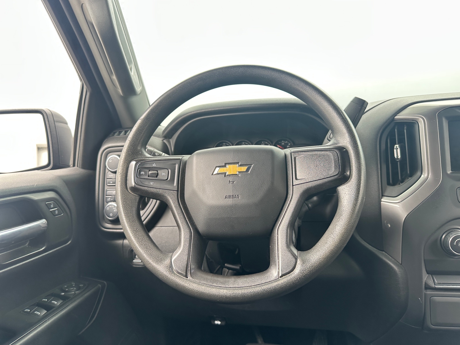 Thumbnail: 2020 Chevrolet Silverado 1500 - 5
