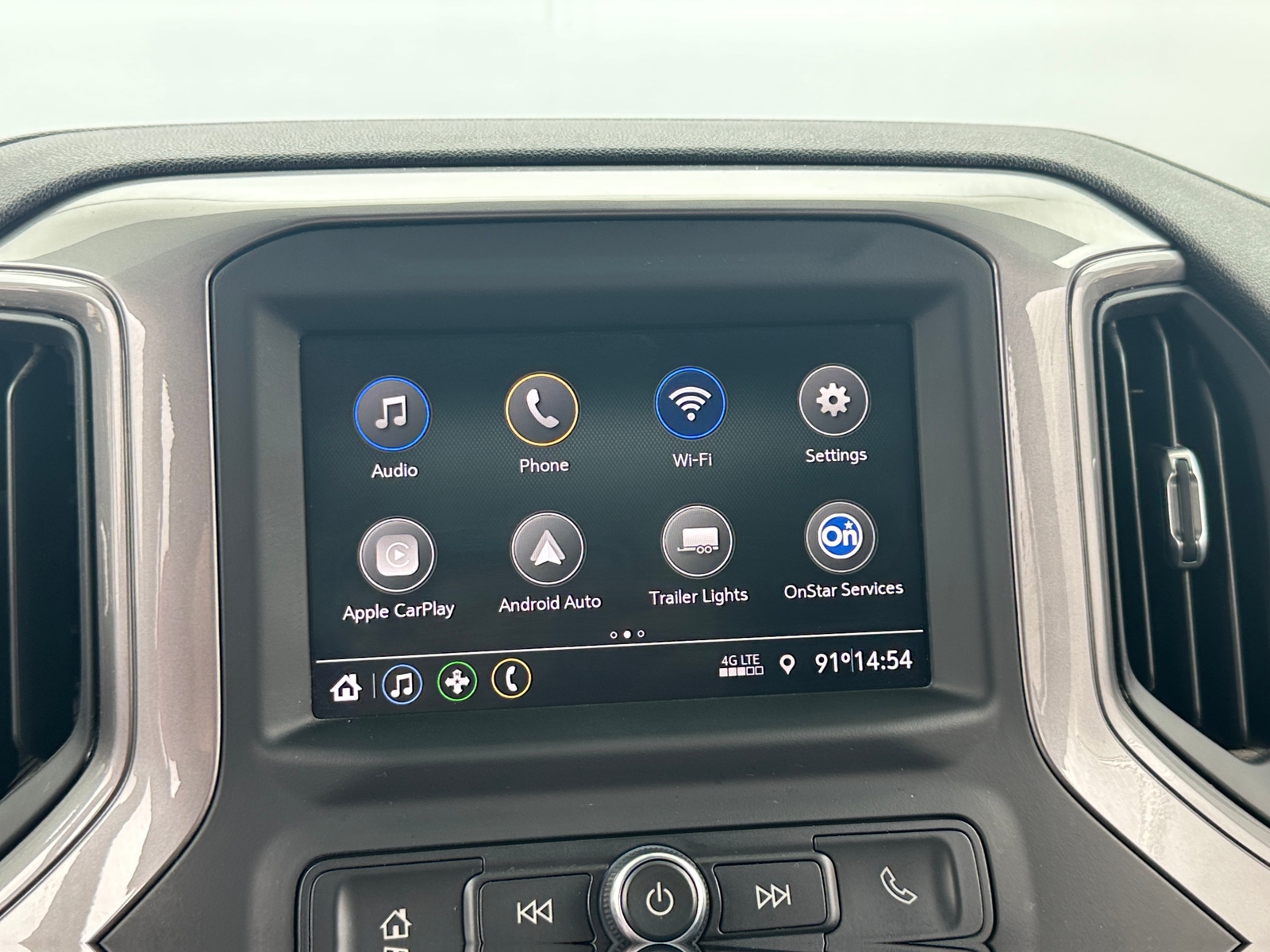 Thumbnail: 2020 Chevrolet Silverado 1500 - 4