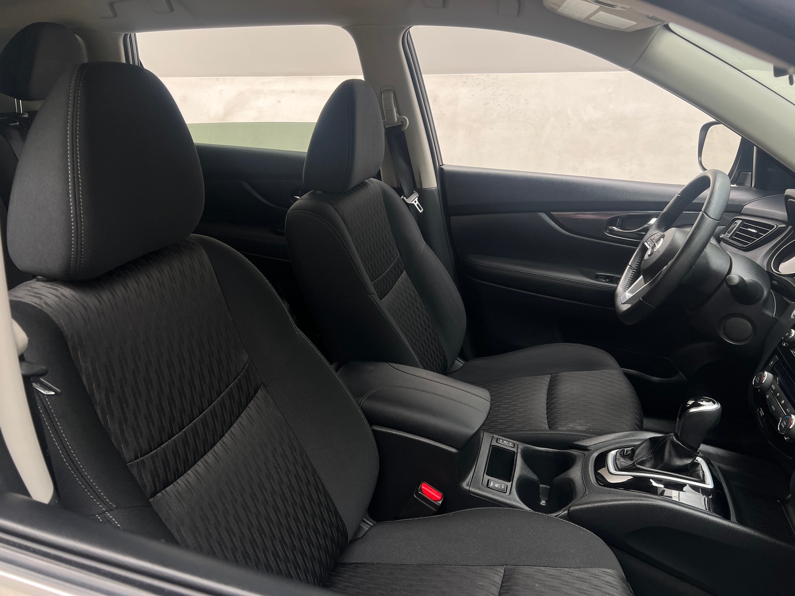 Thumbnail: 2018 Nissan Rogue - 2