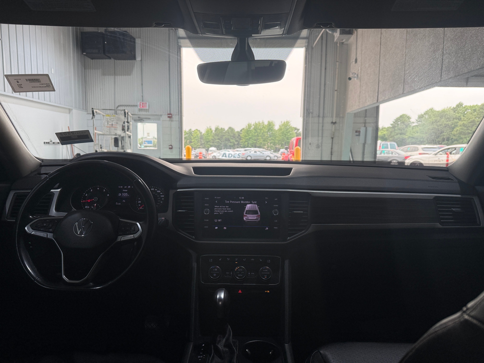 Thumbnail: 2021 Volkswagen Atlas - 2