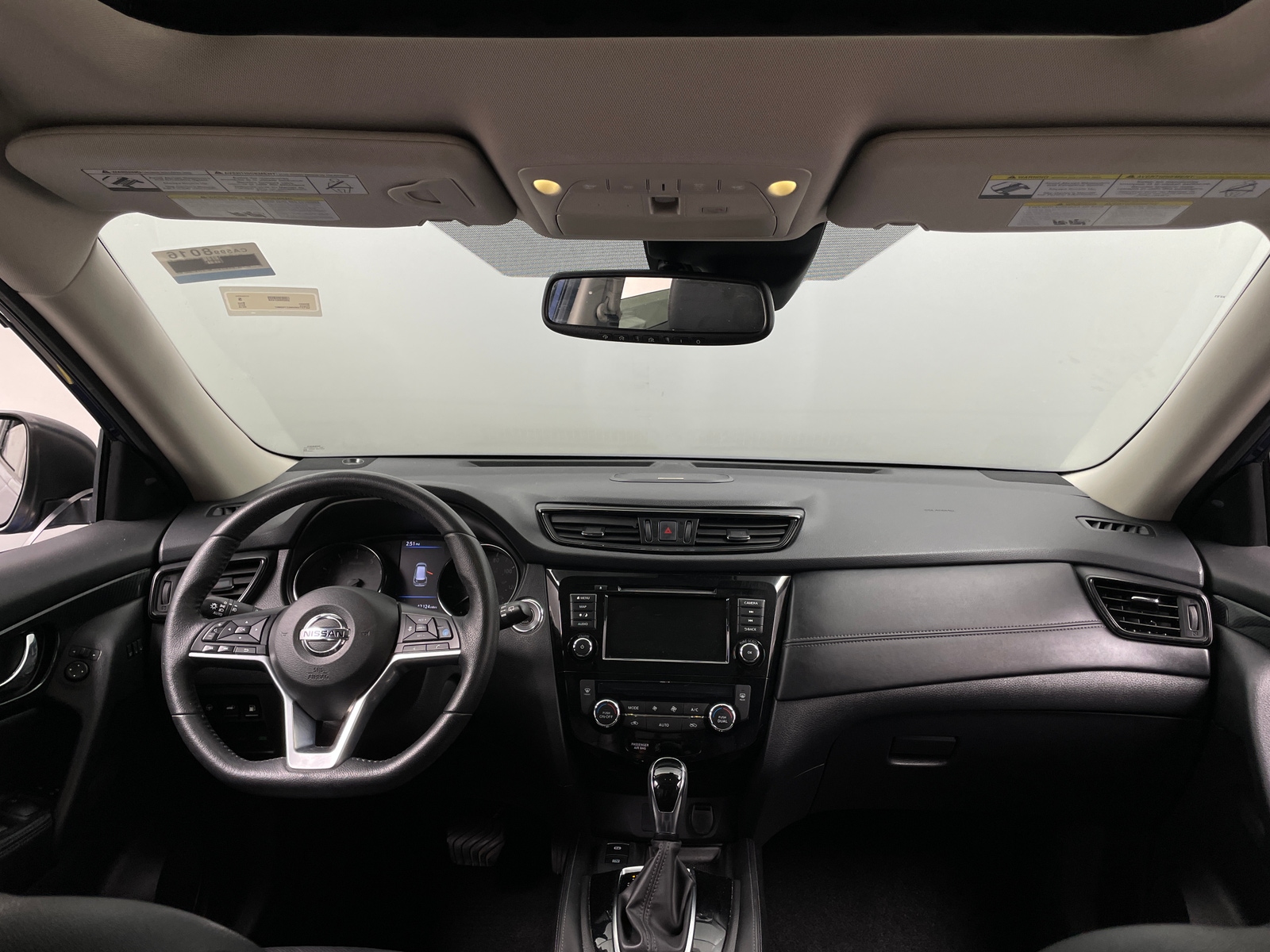 Thumbnail: 2019 Nissan Rogue - 2