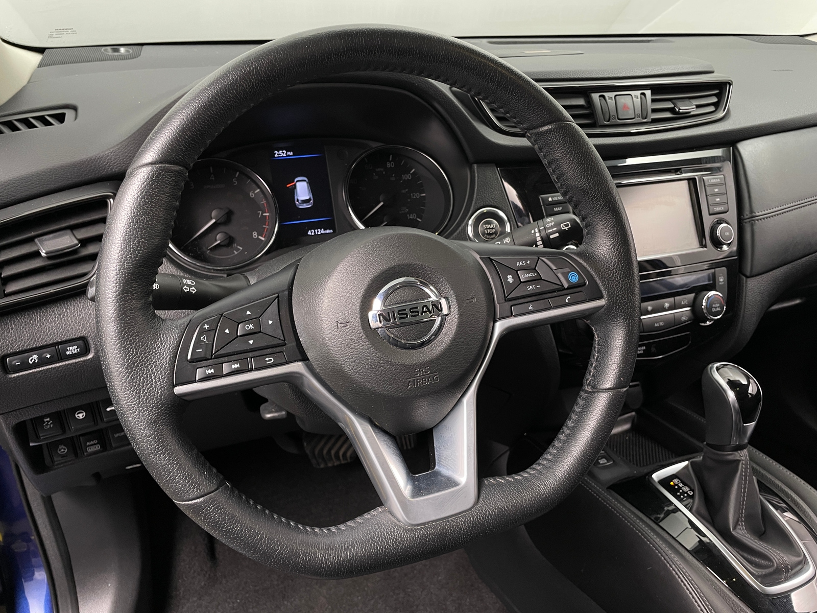 Thumbnail: 2019 Nissan Rogue - 4