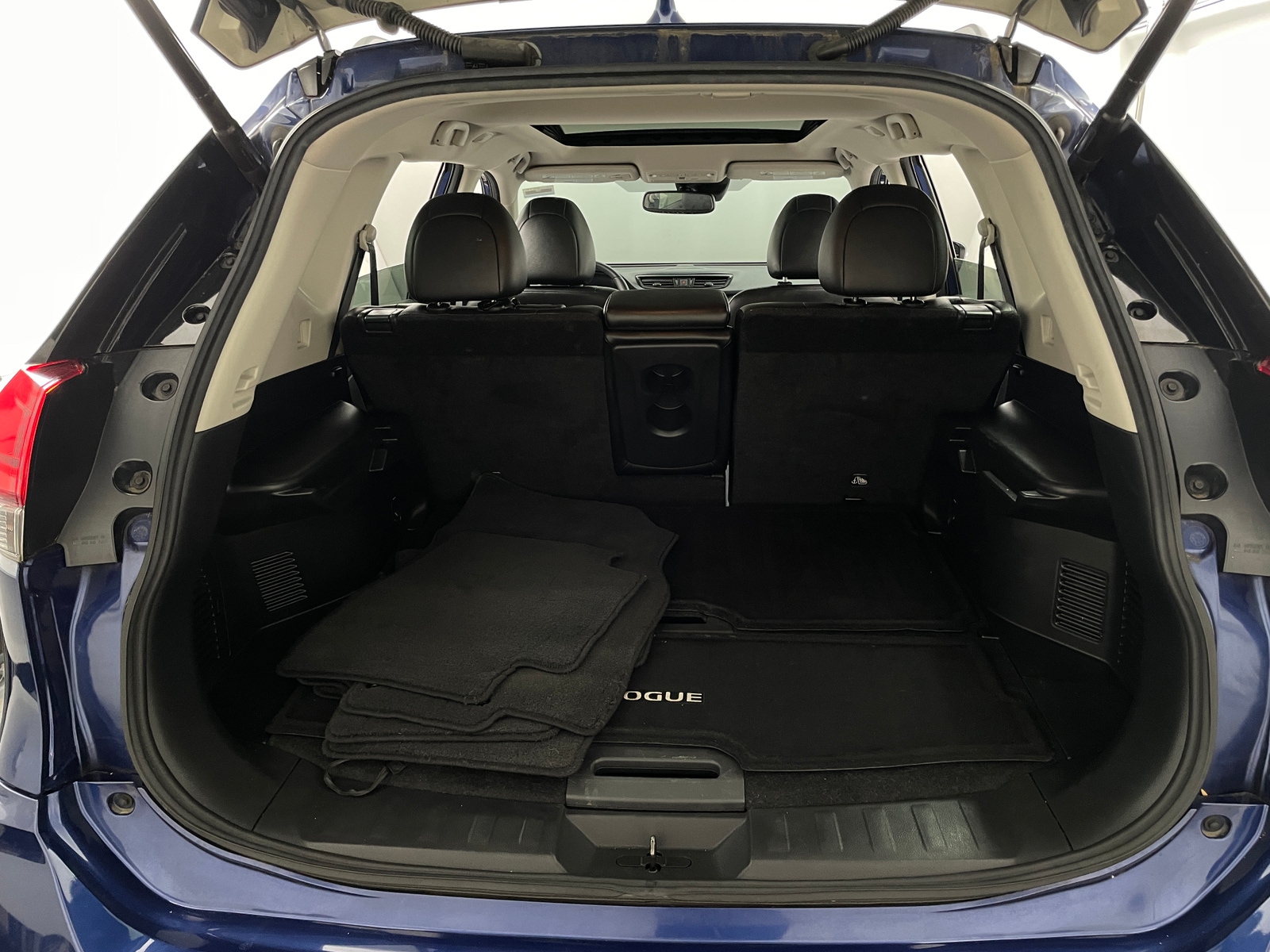 Thumbnail: 2019 Nissan Rogue - 6