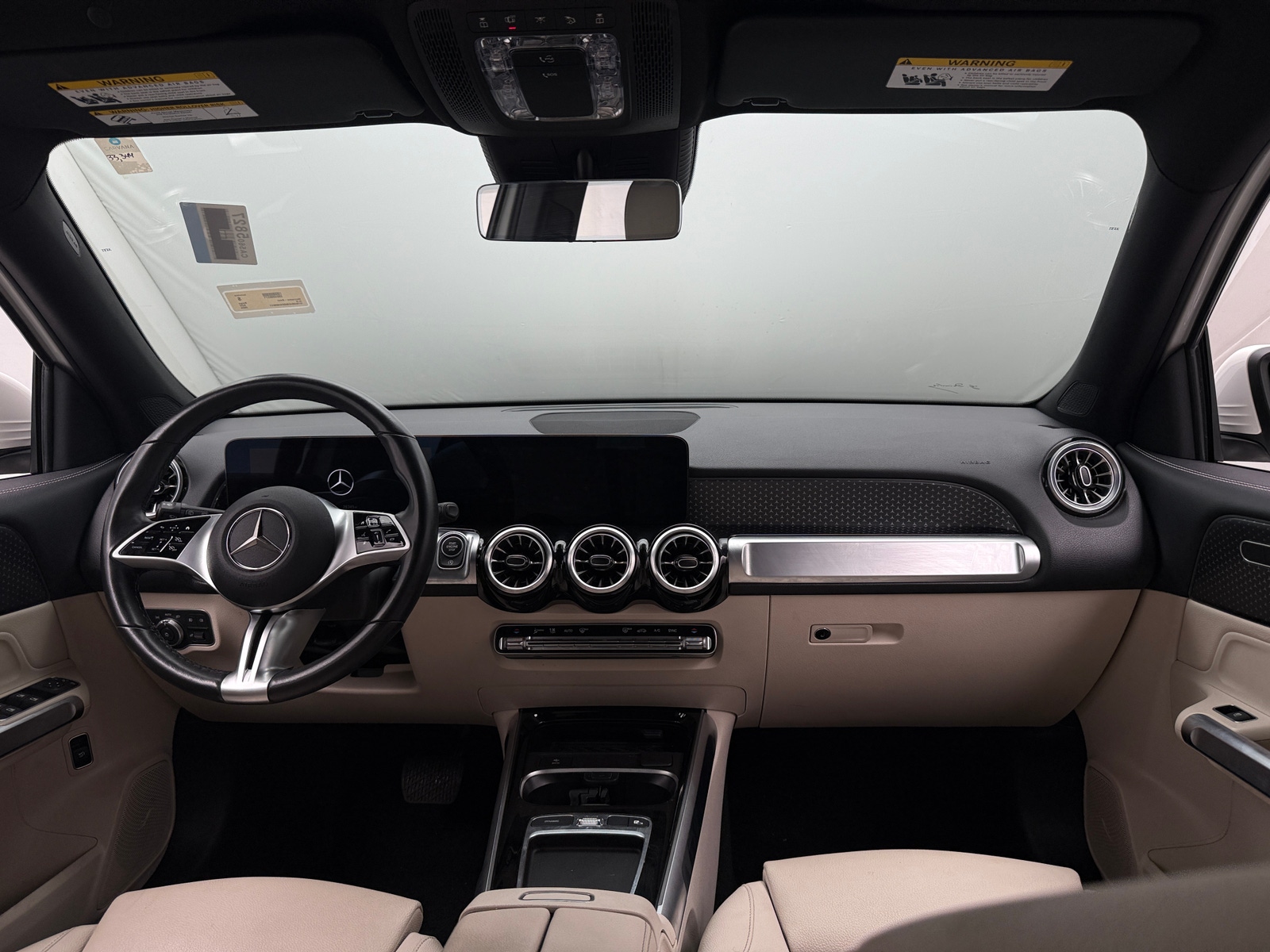 Thumbnail: 2025 Mercedes-Benz GLB - 2