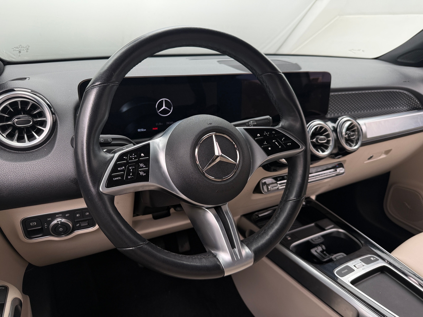 Thumbnail: 2025 Mercedes-Benz GLB - 4