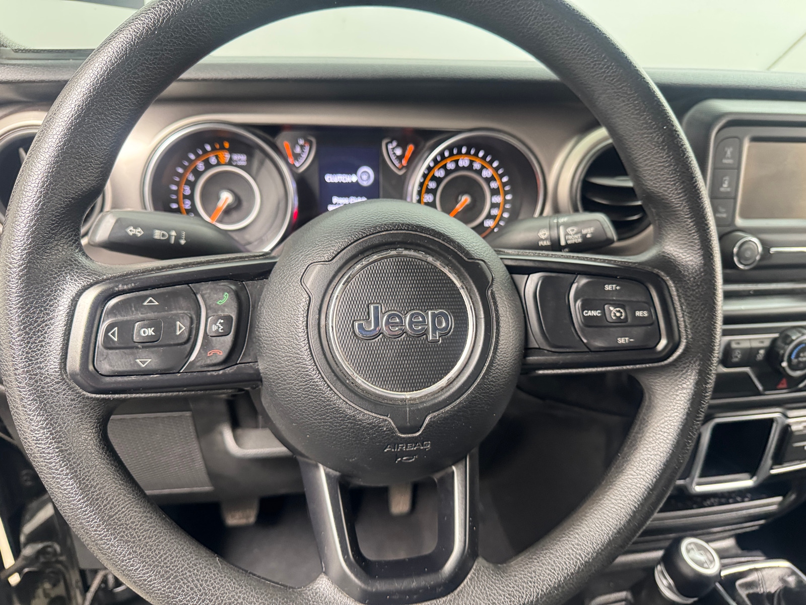 Thumbnail: 2020 Jeep Gladiator - 5