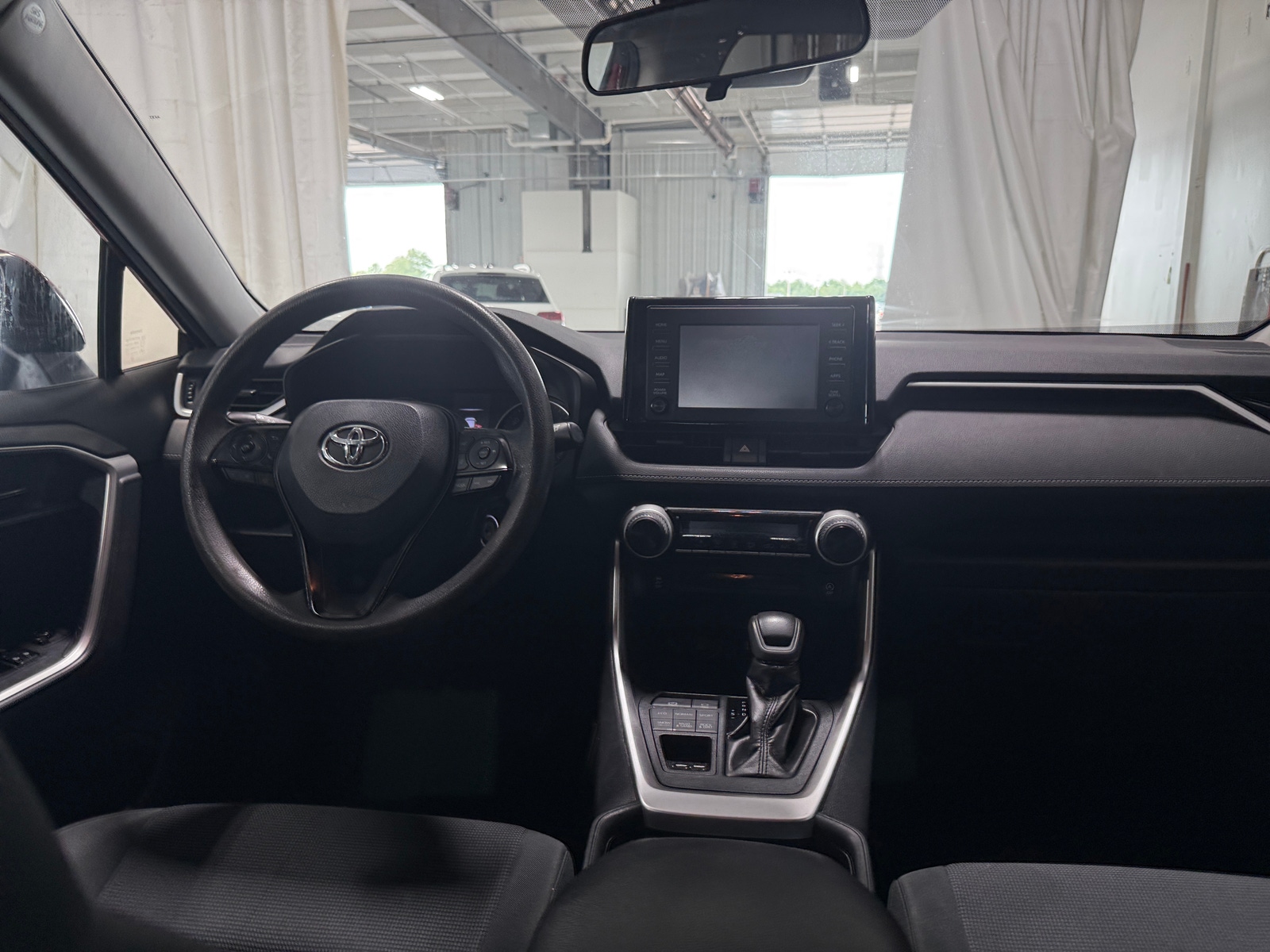 Thumbnail: 2019 Toyota RAV4 - 3