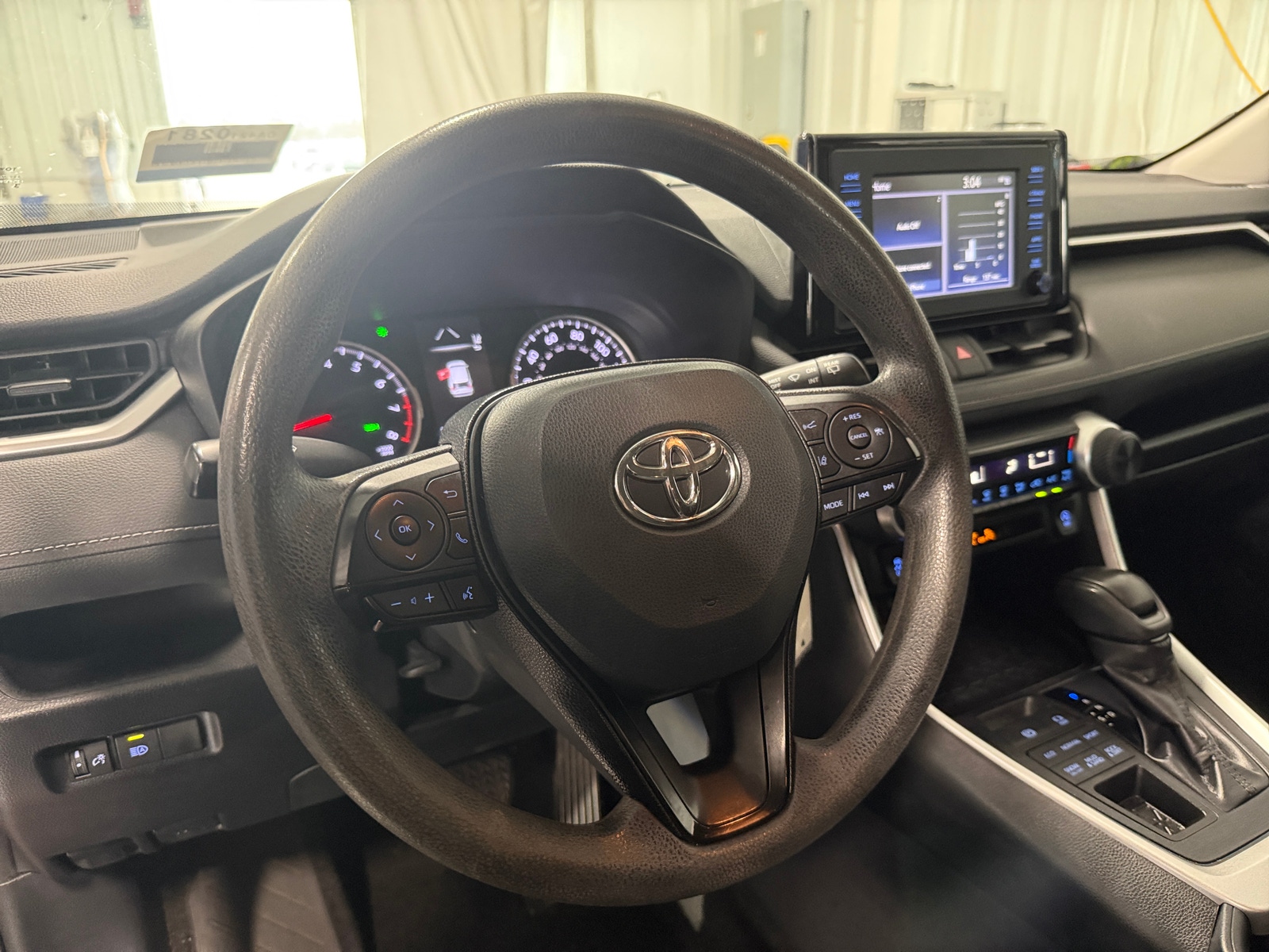 Thumbnail: 2019 Toyota RAV4 - 5
