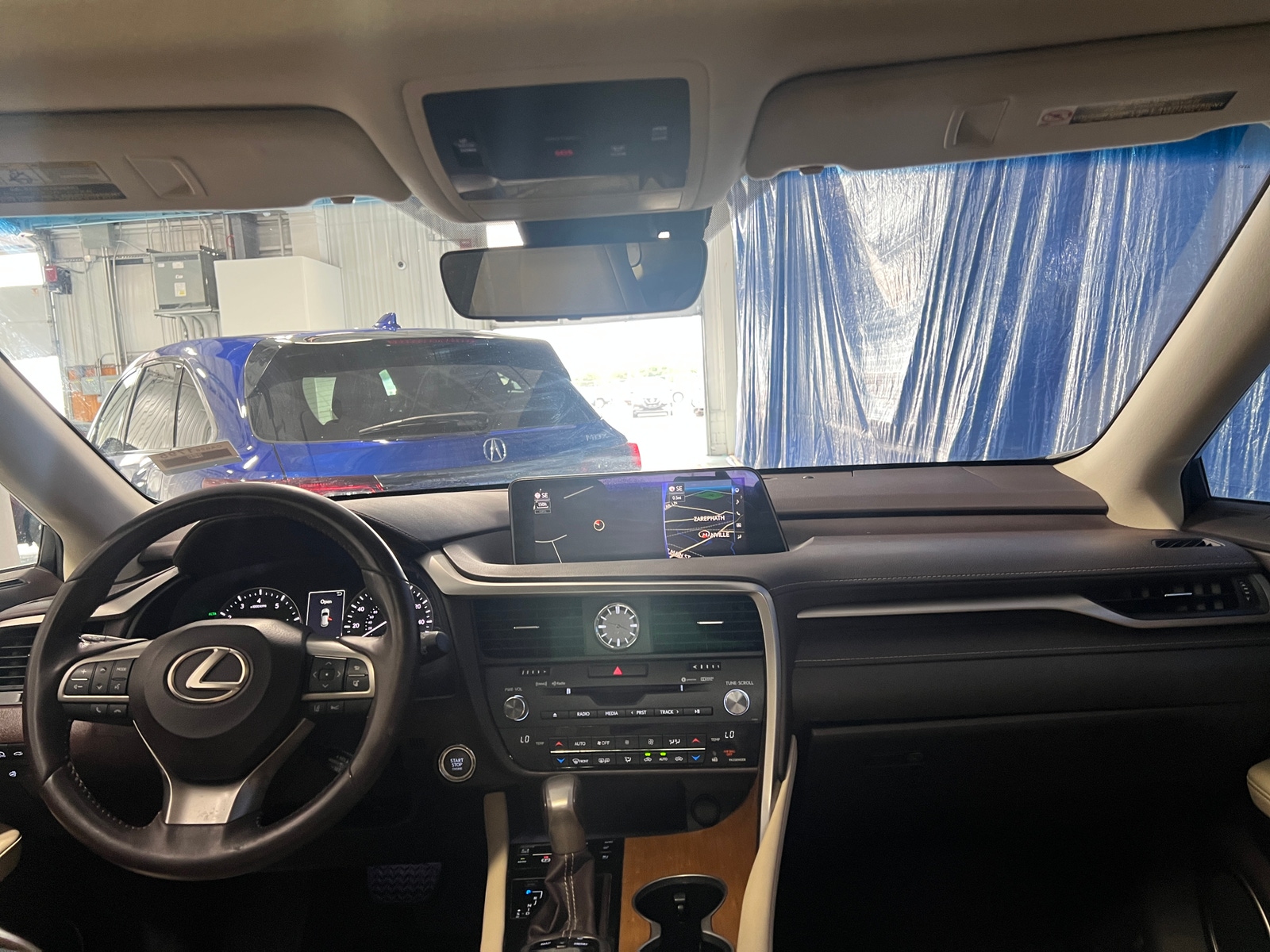 Thumbnail: 2016 Lexus RX - 3