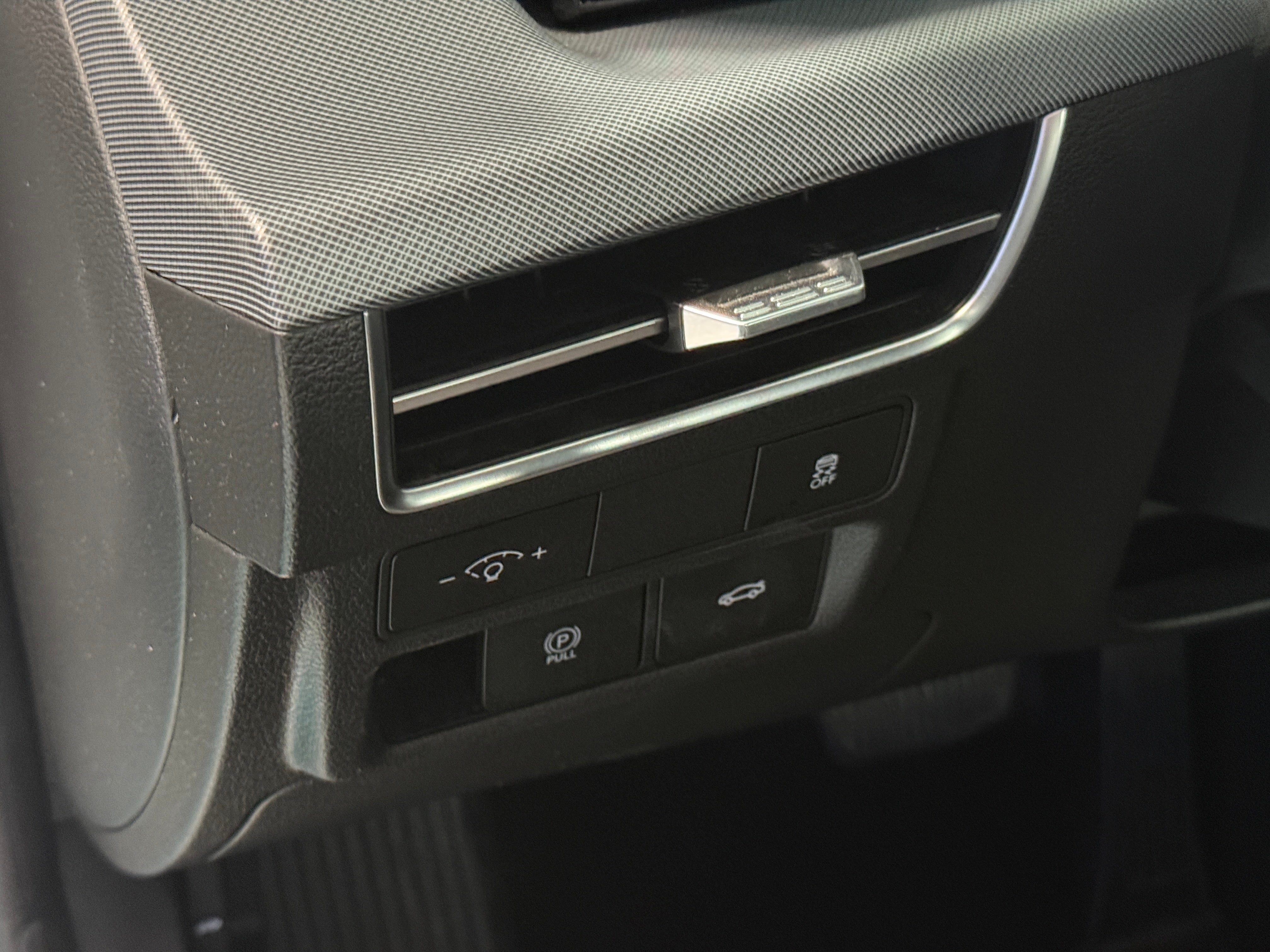 2024 Hyundai Sonata SEL - Photo 11