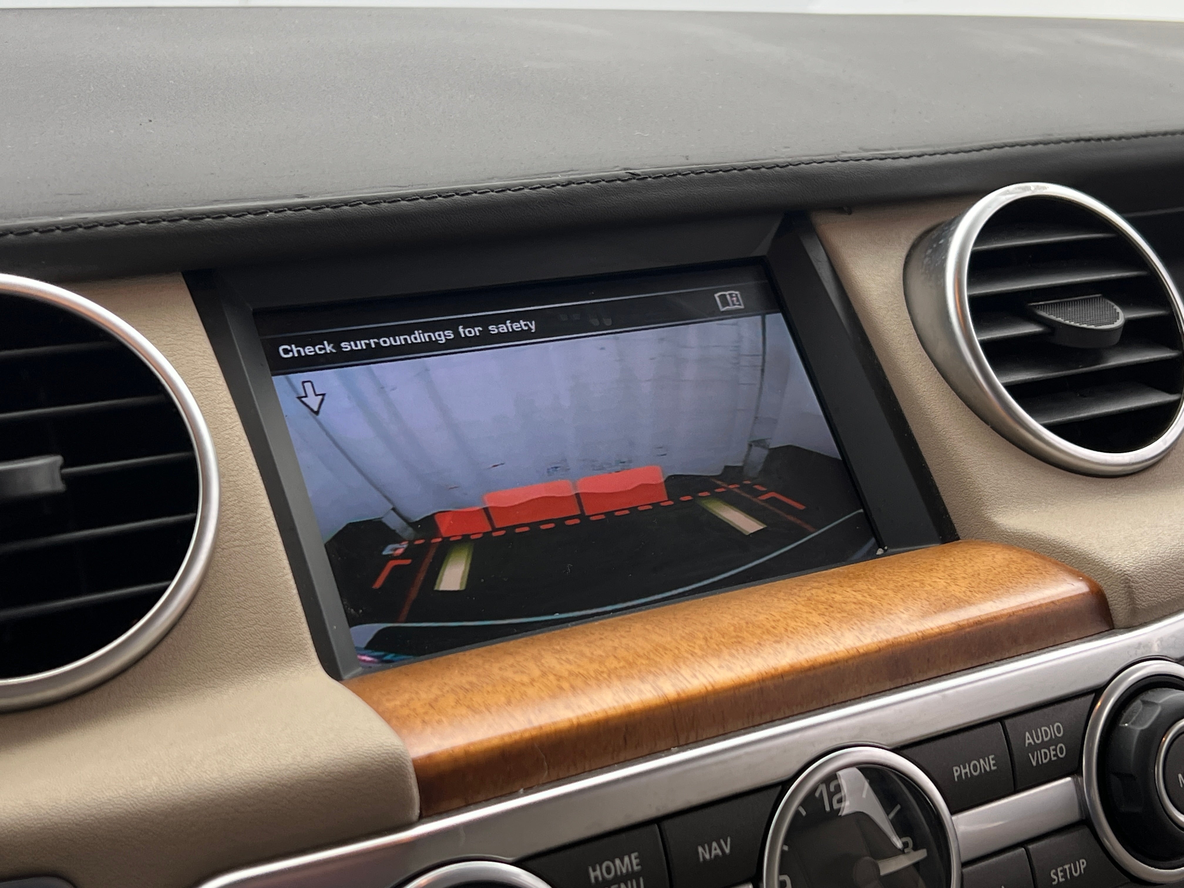 2016 Land Rover LR4 HSE LUX - Photo 16