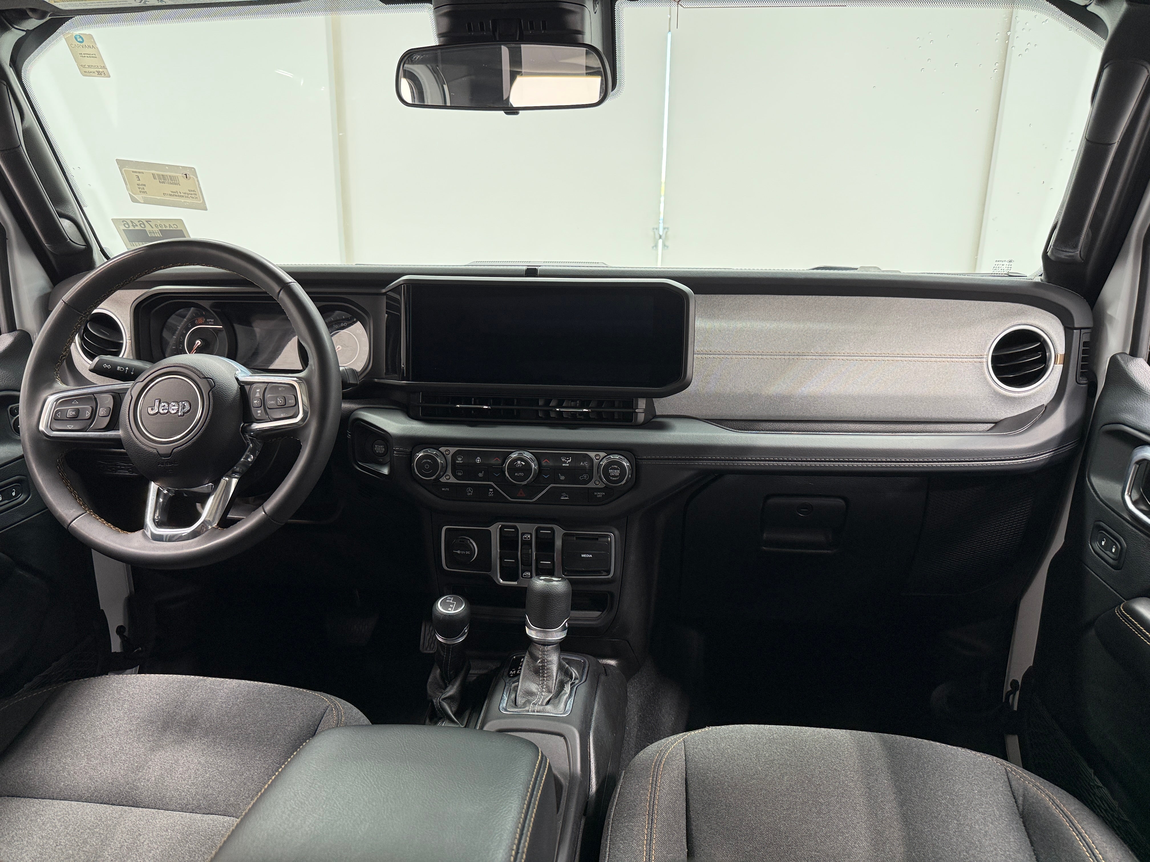 2025 Jeep Wrangler 4-Door Sahara - Photo 6