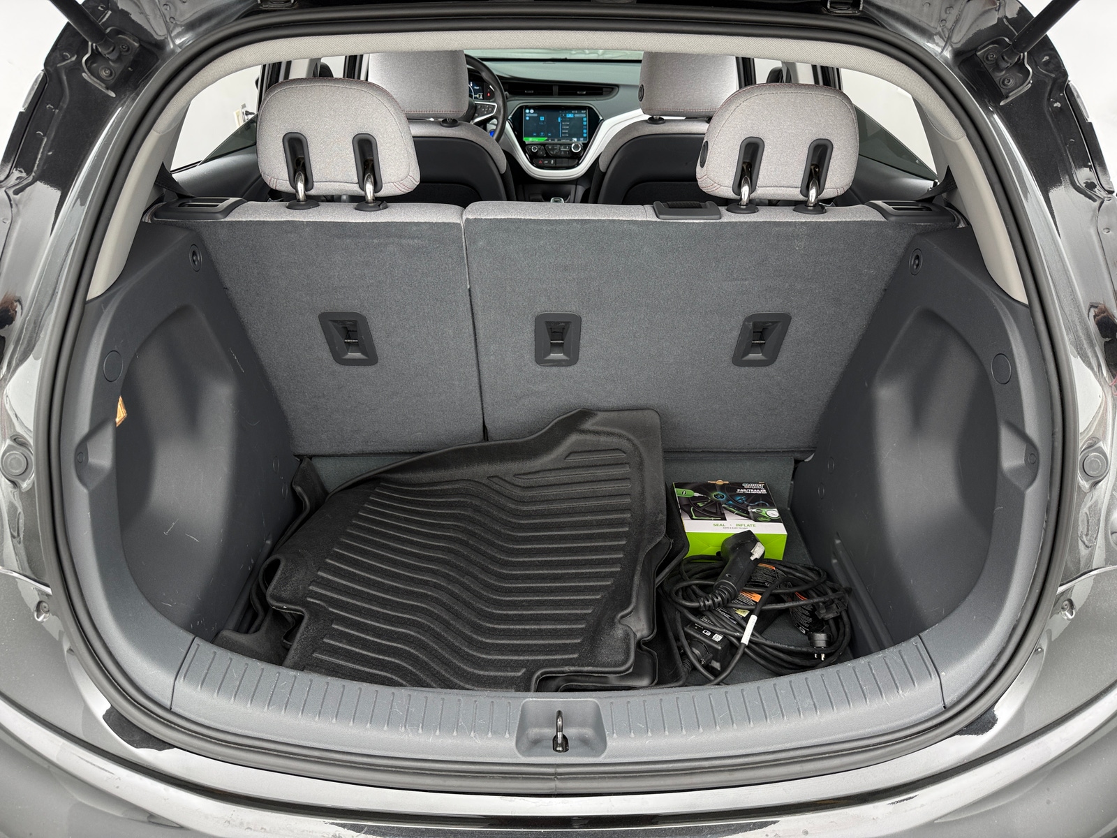 Thumbnail: 2018 Chevrolet Bolt EV - 7
