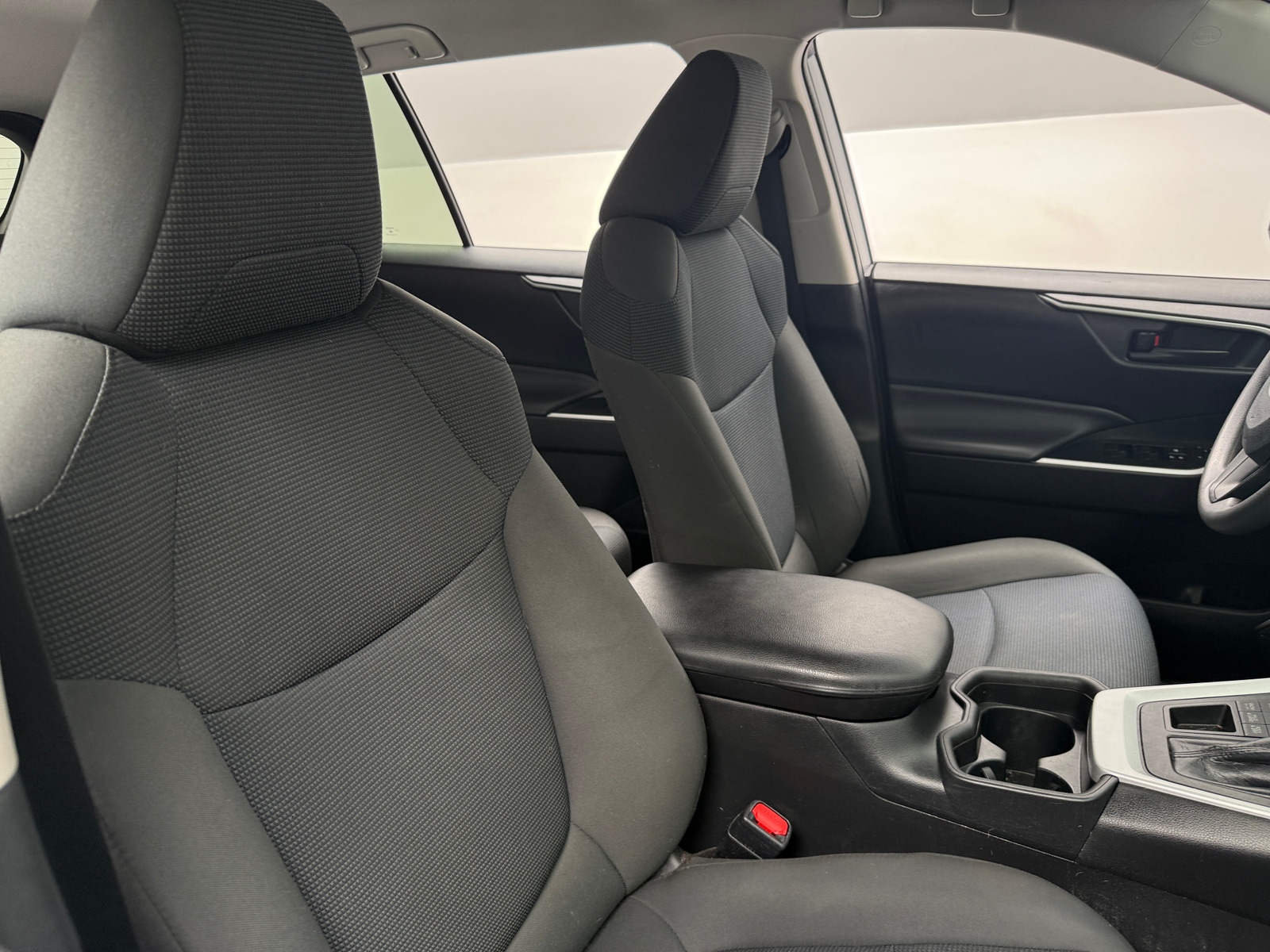 Thumbnail: 2020 Toyota RAV4 - 2