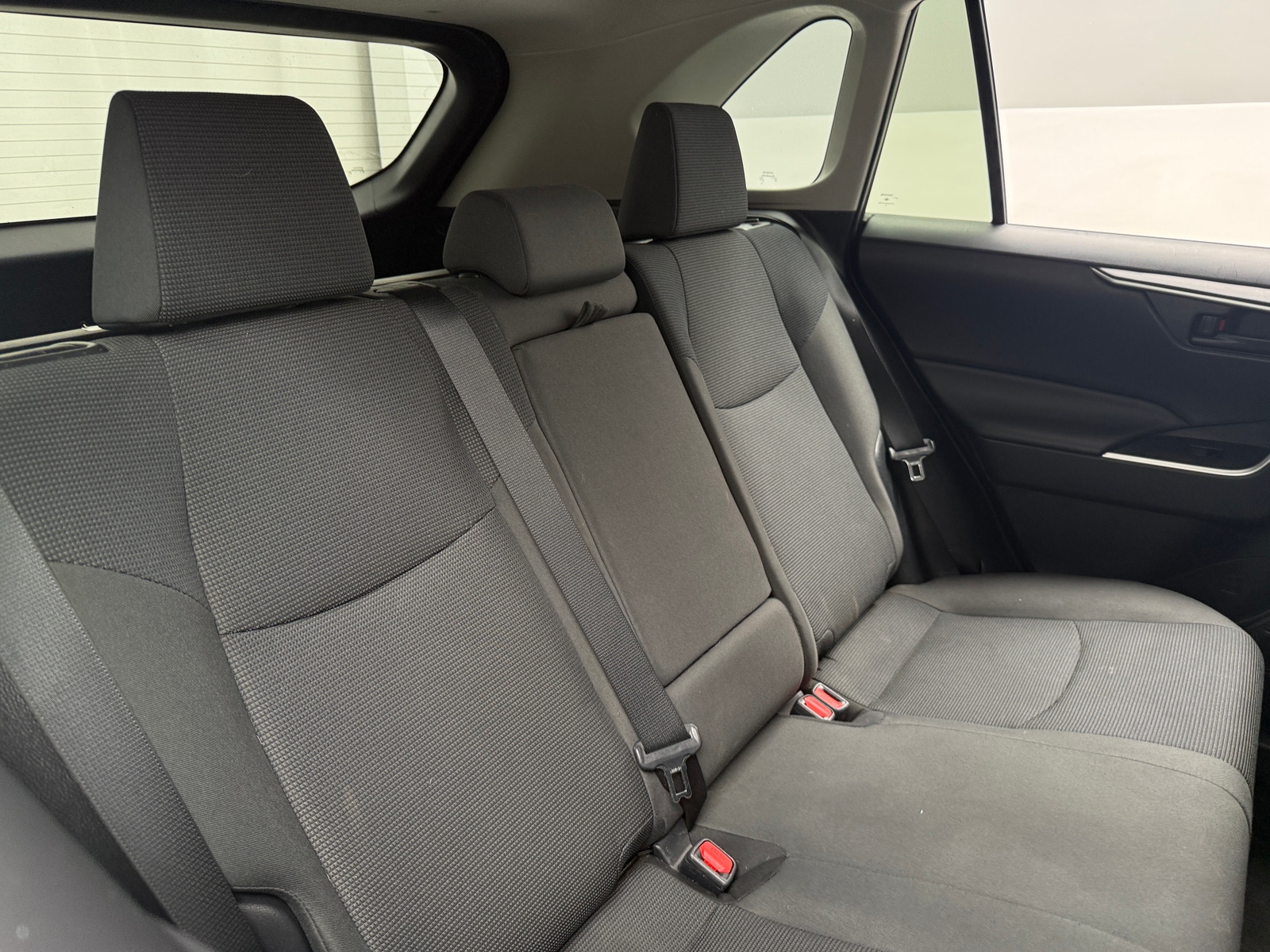 Thumbnail: 2020 Toyota RAV4 - 6