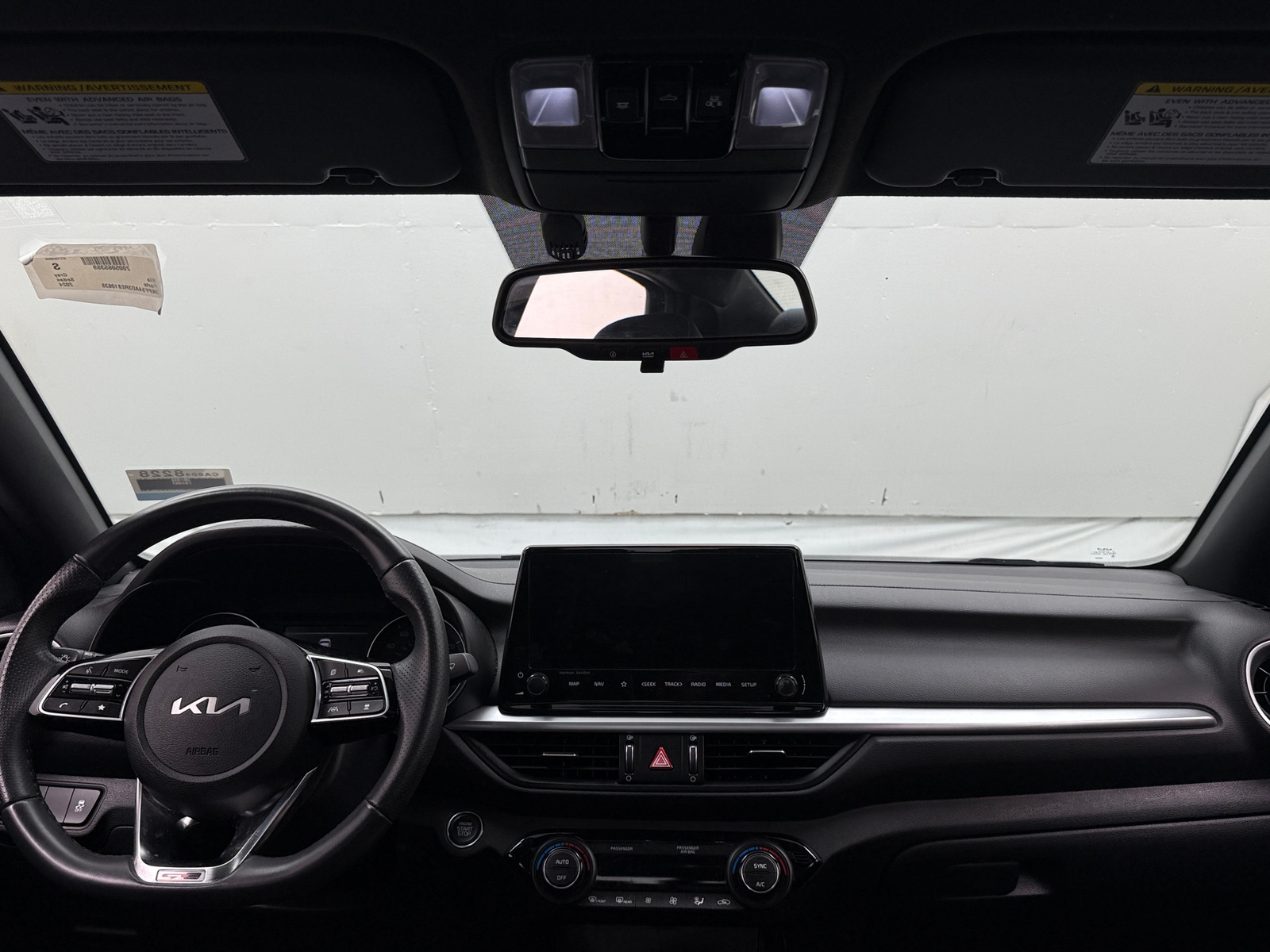 Thumbnail: 2024 Kia Forte - 3