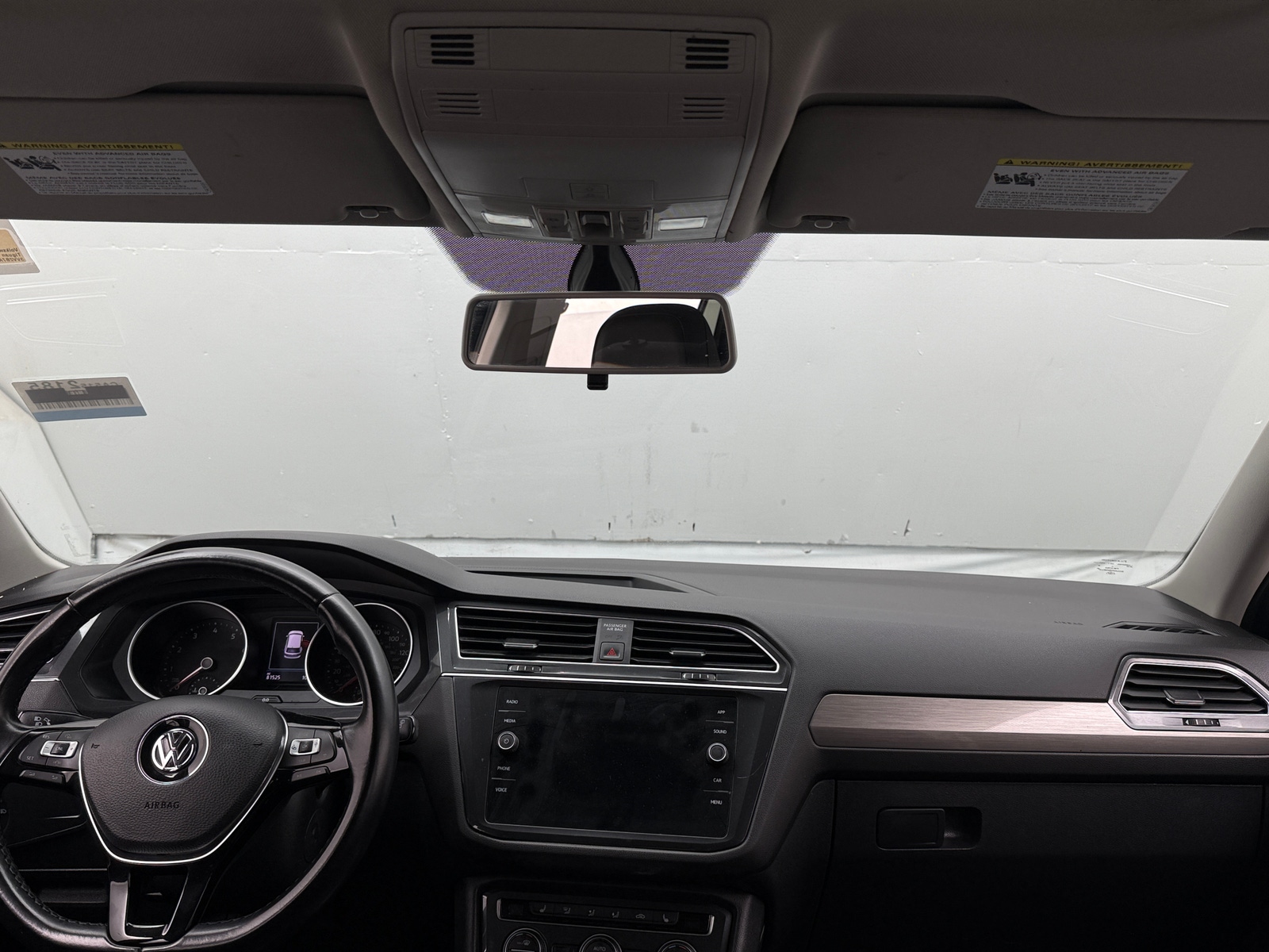 Thumbnail: 2019 Volkswagen Tiguan - 2