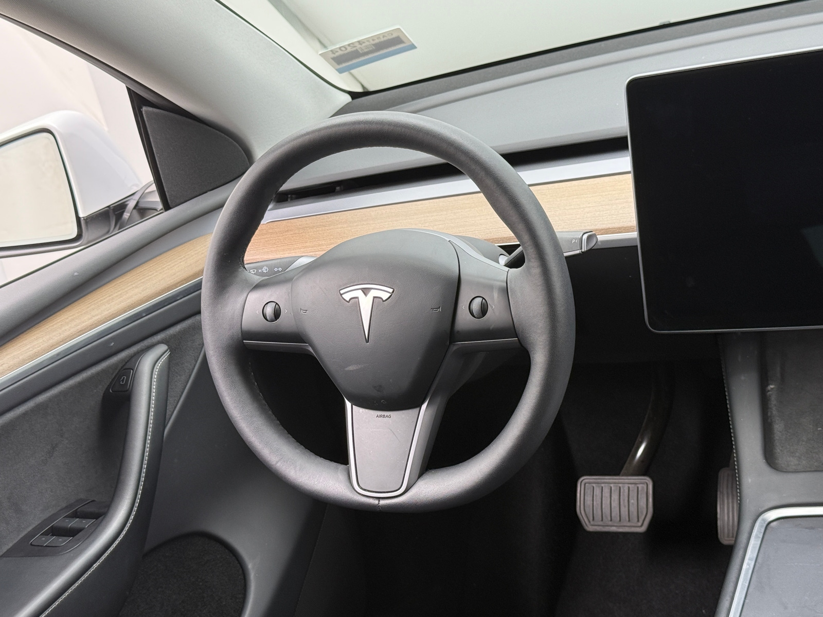 Thumbnail: 2023 Tesla Model Y - 4