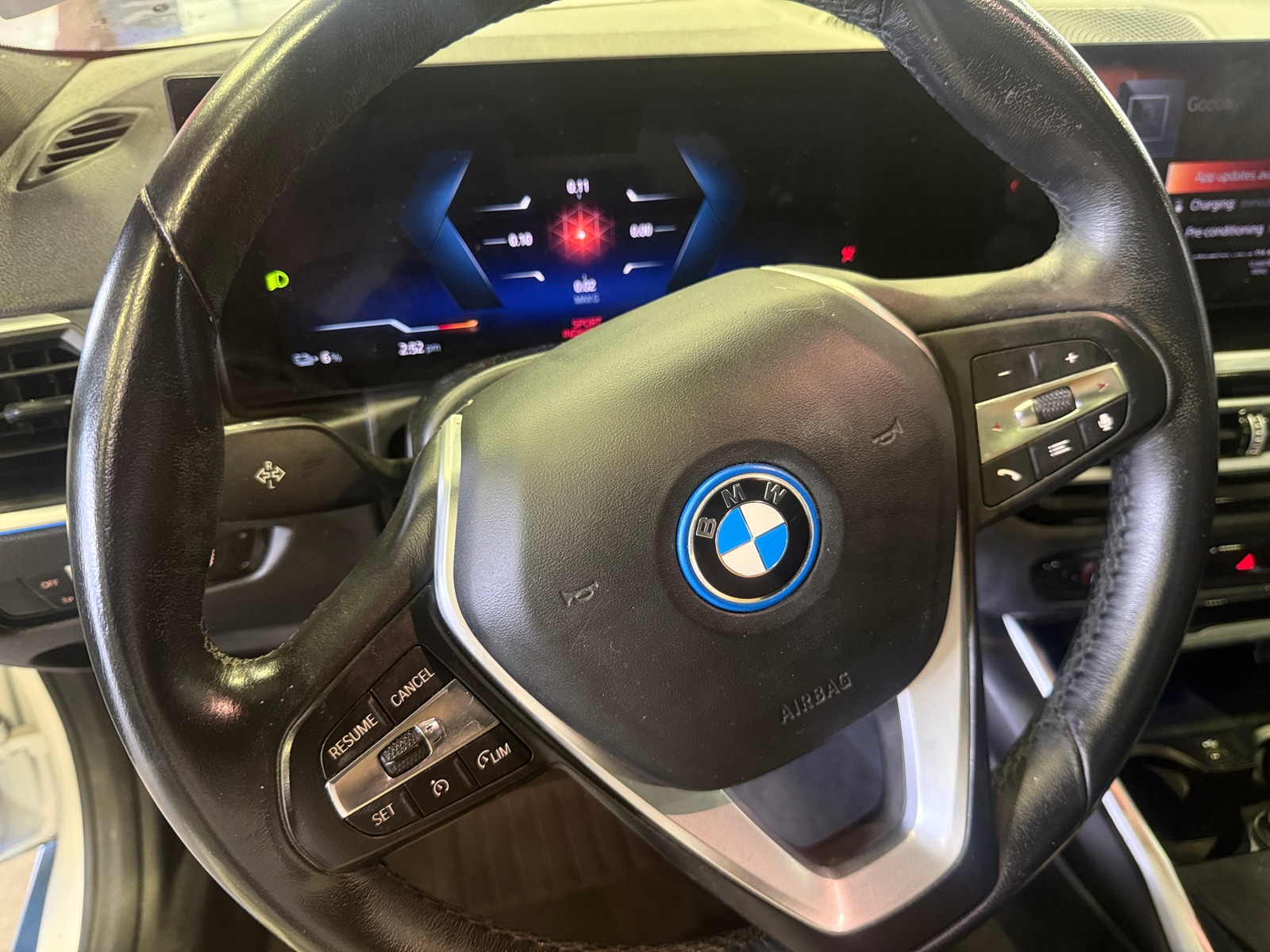 Thumbnail: 2023 BMW i4 - 4