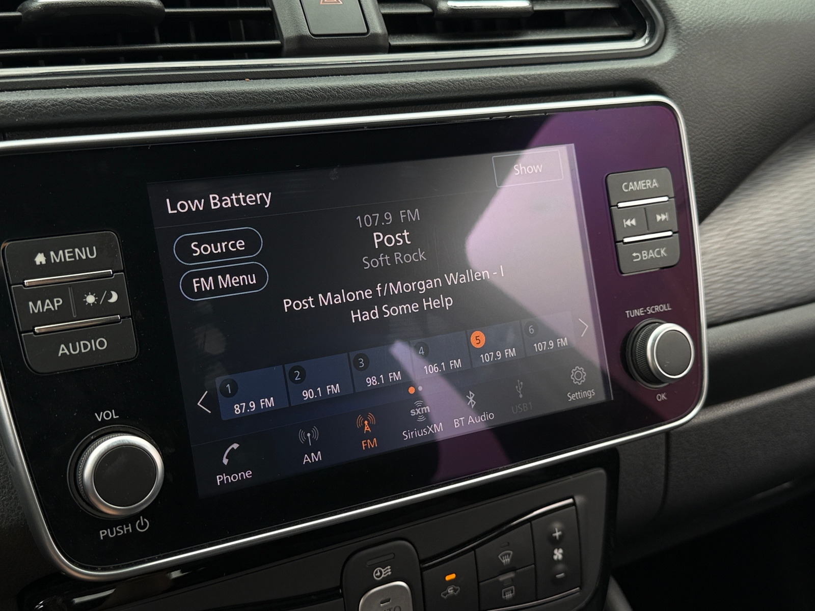 Thumbnail: 2023 Nissan Leaf - 4