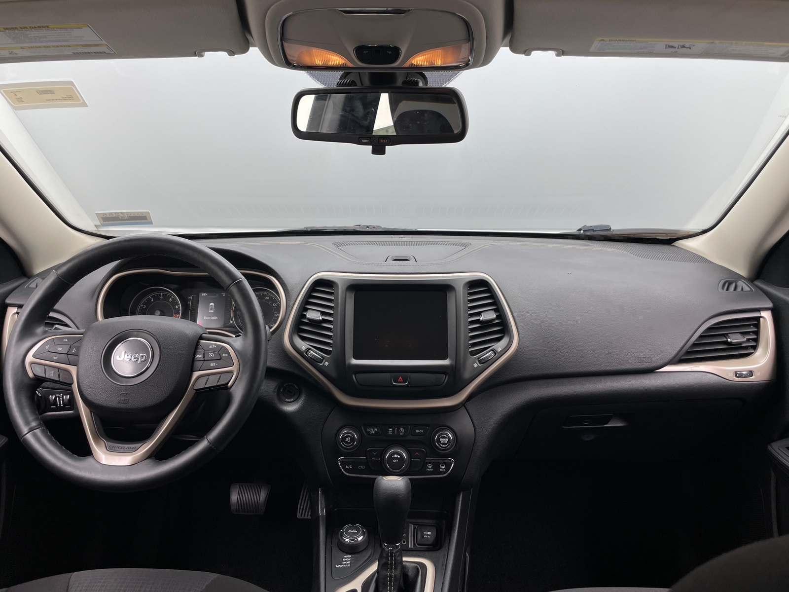 Thumbnail: 2015 Jeep Cherokee - 3