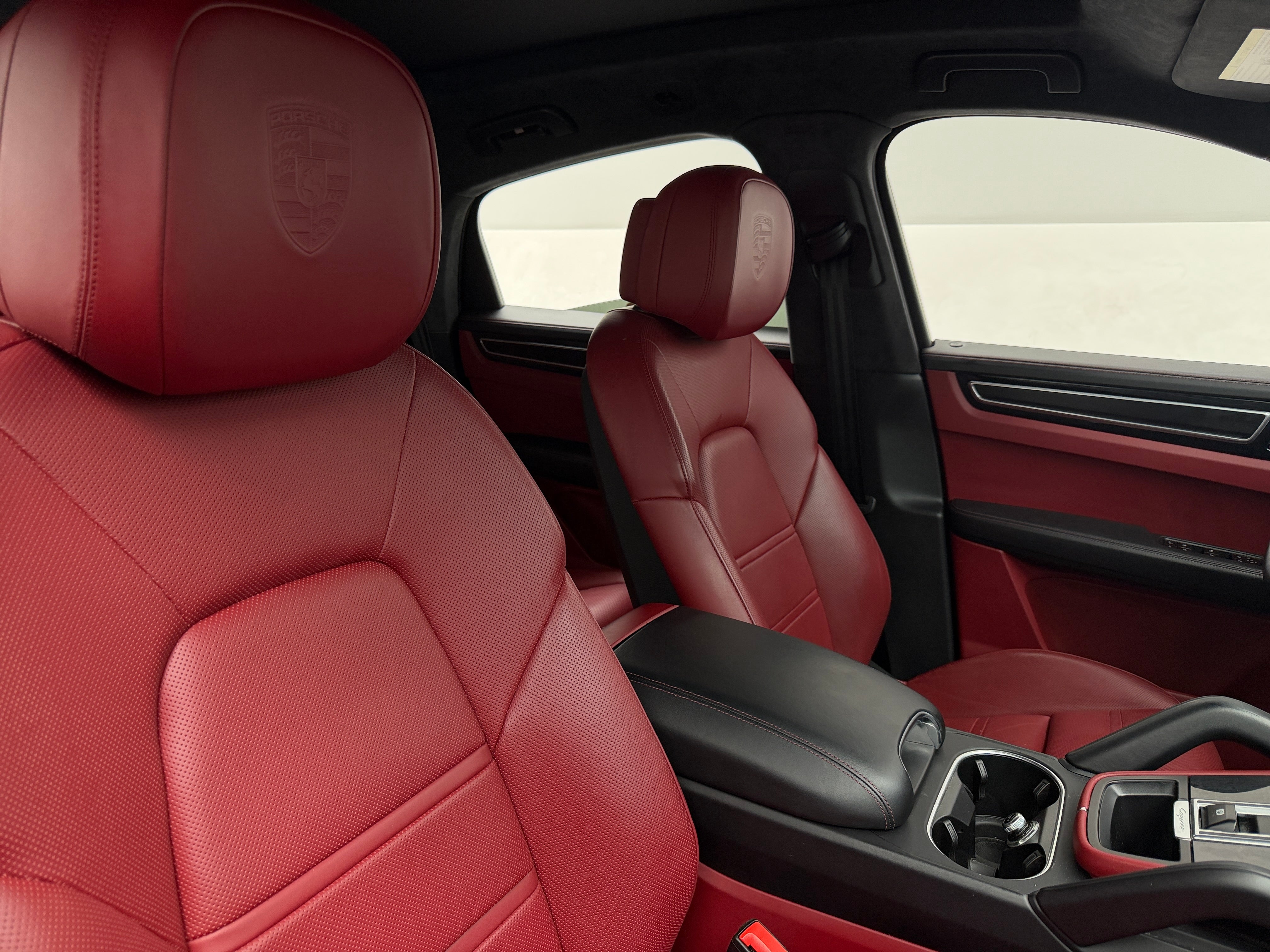 2021 Porsche Cayenne Coupe GTS
