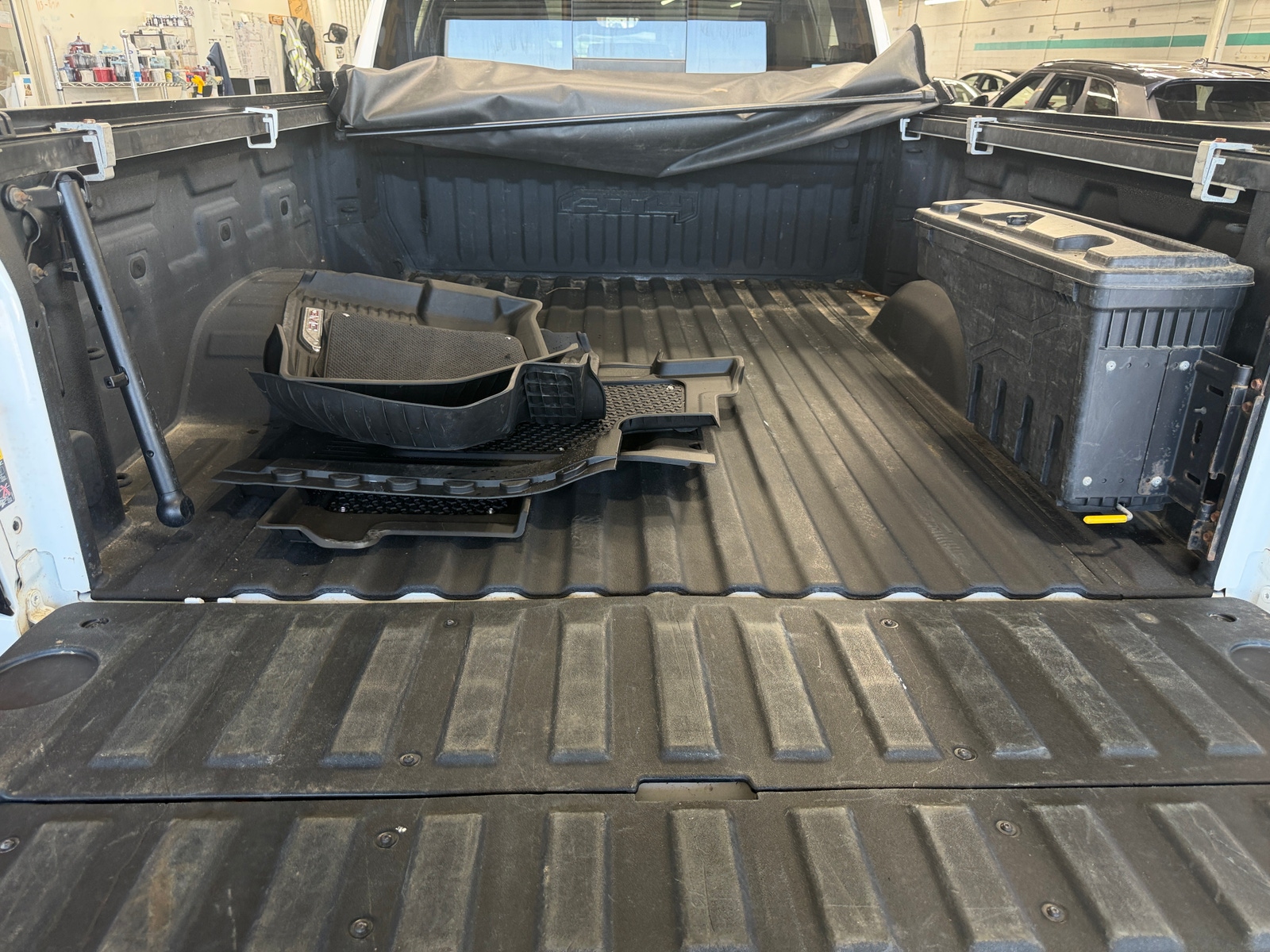 Thumbnail: 2021 GMC Sierra 2500 - 6
