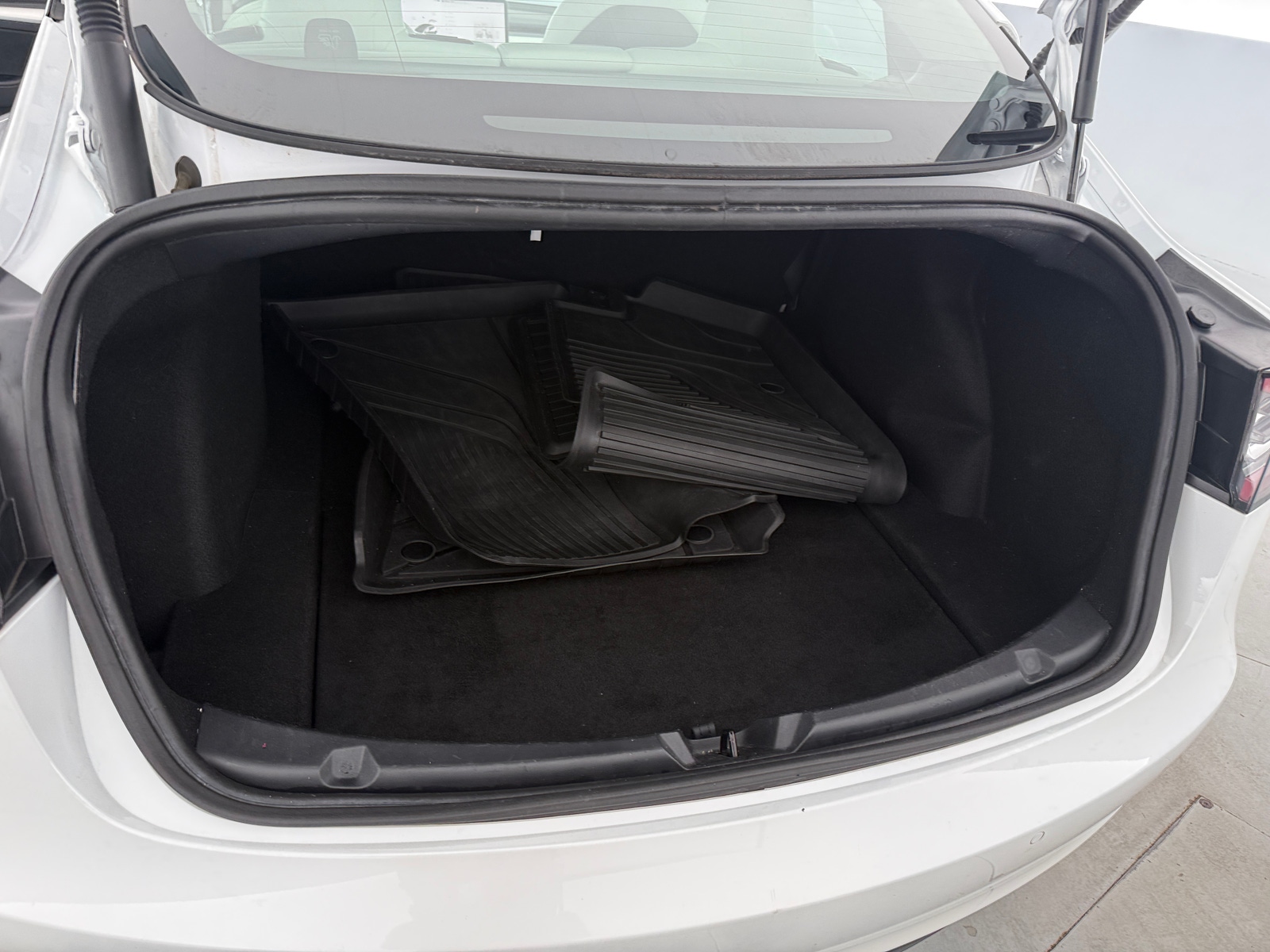 Thumbnail: 2022 Tesla Model 3 - 6