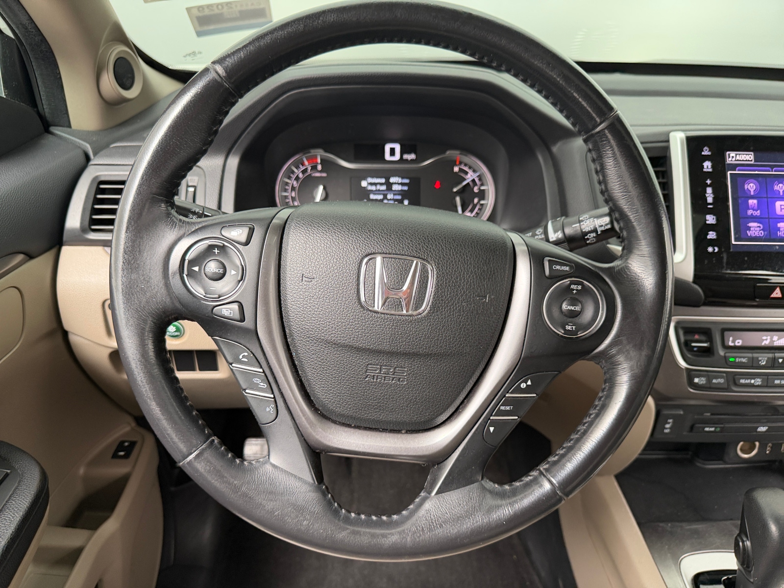 Thumbnail: 2017 Honda Pilot - 4