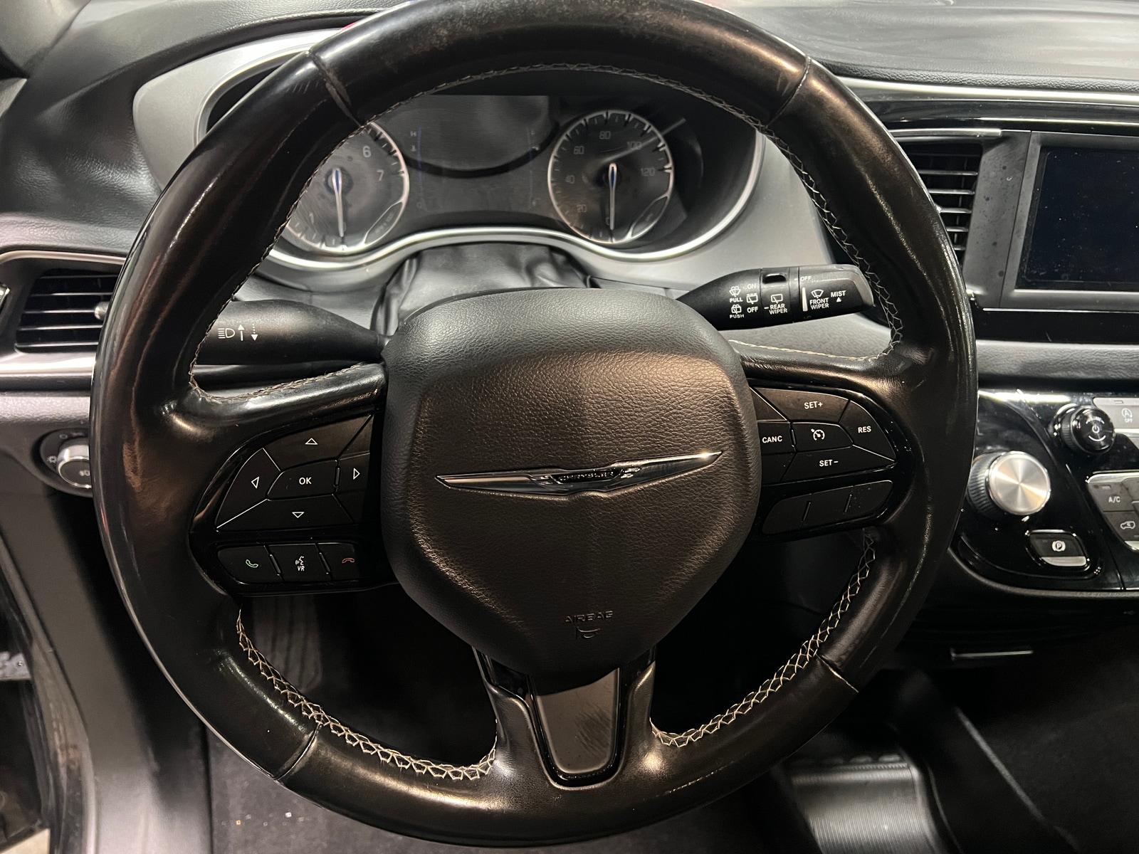 Thumbnail: 2019 Chrysler Pacifica - 5