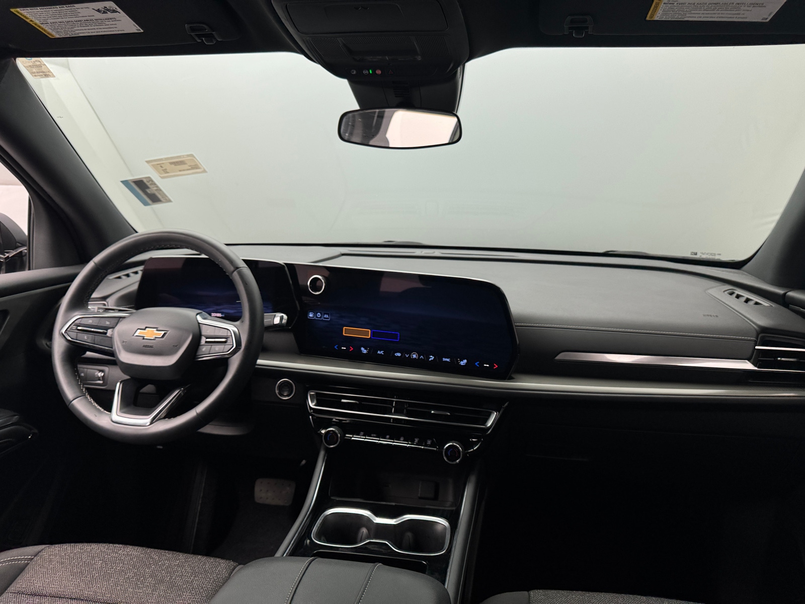 Thumbnail: 2024 Chevrolet Traverse - 3