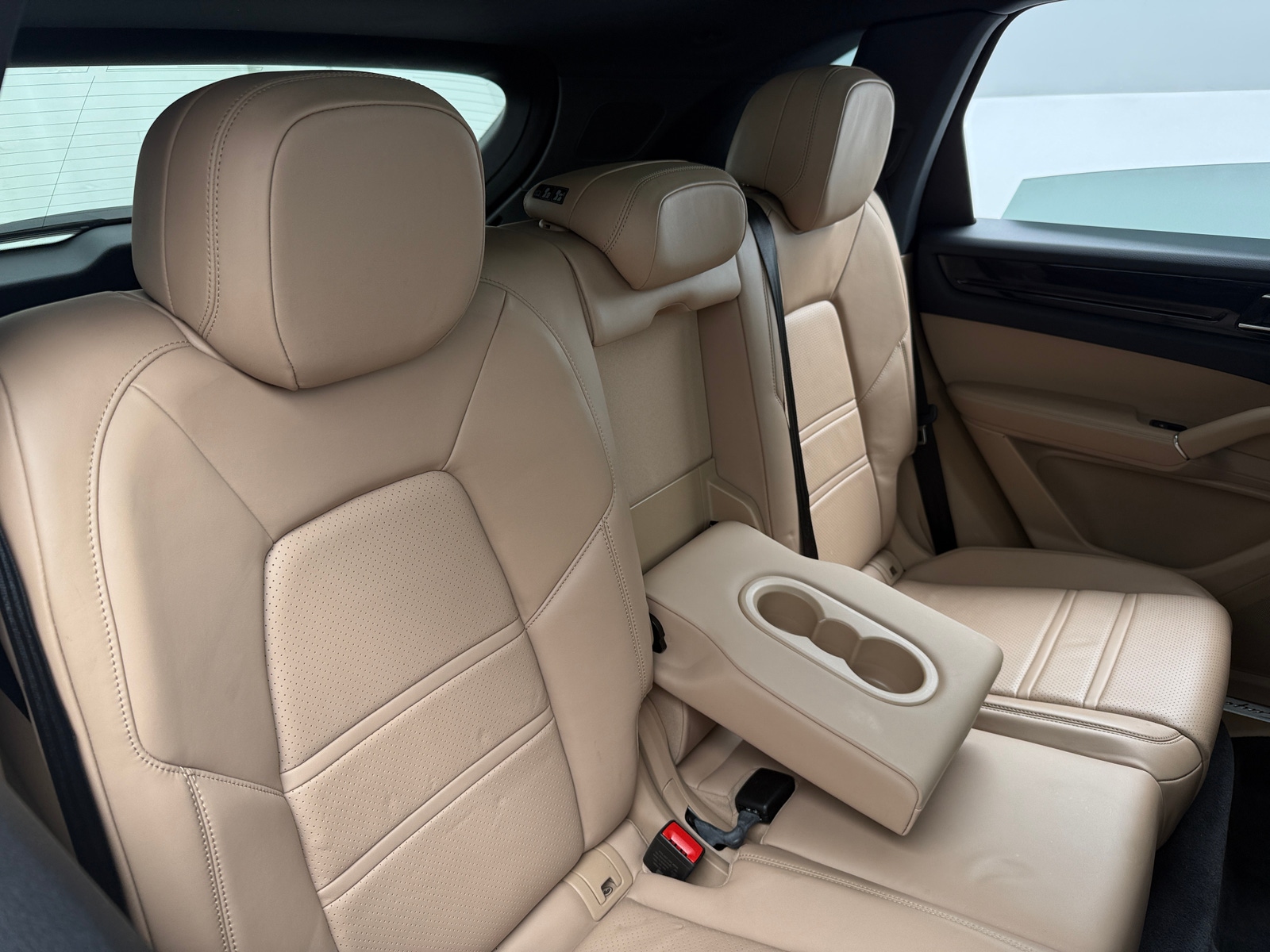 Thumbnail: 2019 Porsche Cayenne - 5