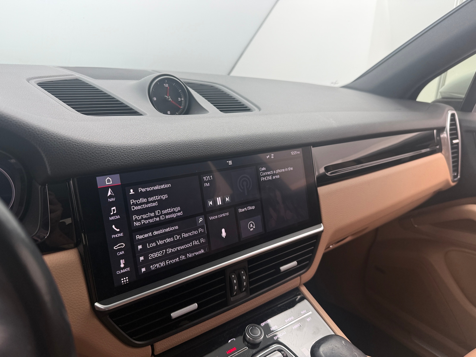 Thumbnail: 2019 Porsche Cayenne - 3
