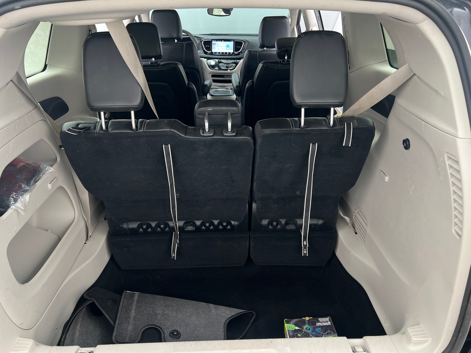 Thumbnail: 2024 Chrysler Pacifica - 6