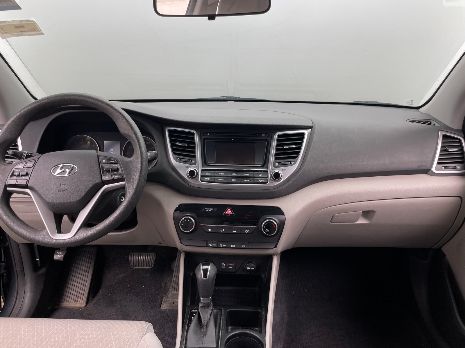 Thumbnail: 2017 Hyundai Tucson - 3