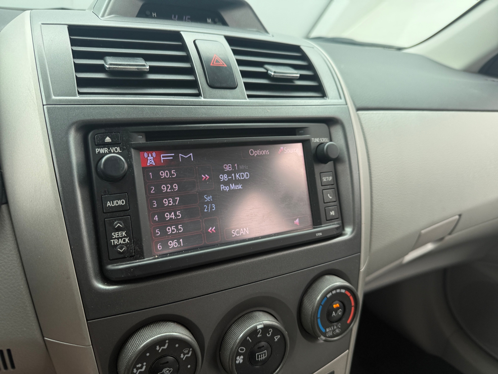 Thumbnail: 2013 Toyota Corolla - 4